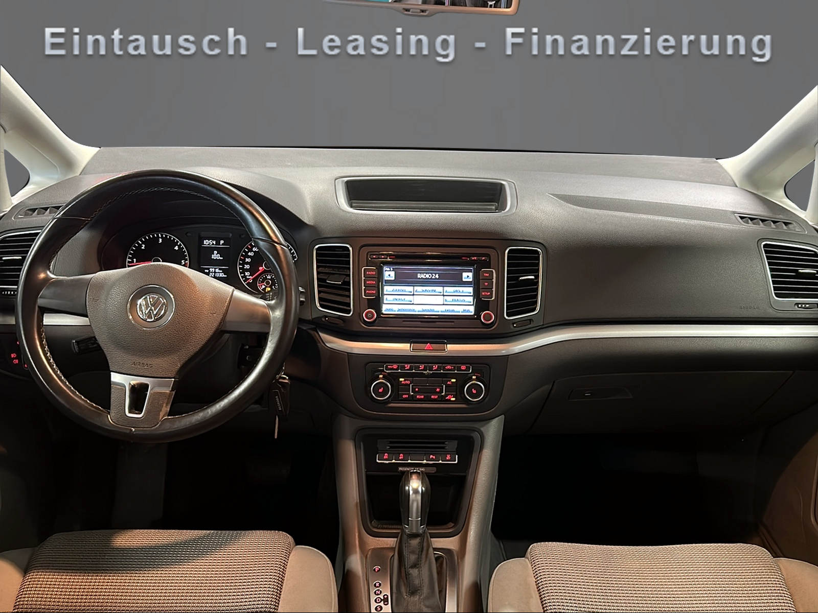 VW Sharan 2.0 TDI BMT Comfortline DSG-image-8