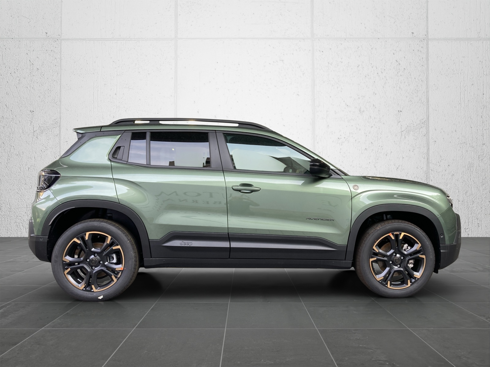 JEEP Avenger 1.2 MHEV 85th Anniversary 4xe-image-5