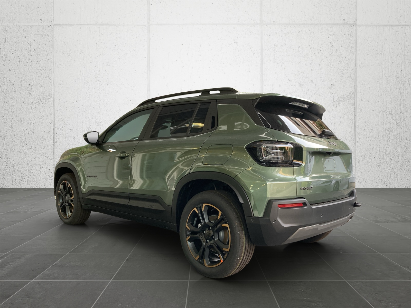 JEEP Avenger 1.2 MHEV 85th Anniversary 4xe-image-3