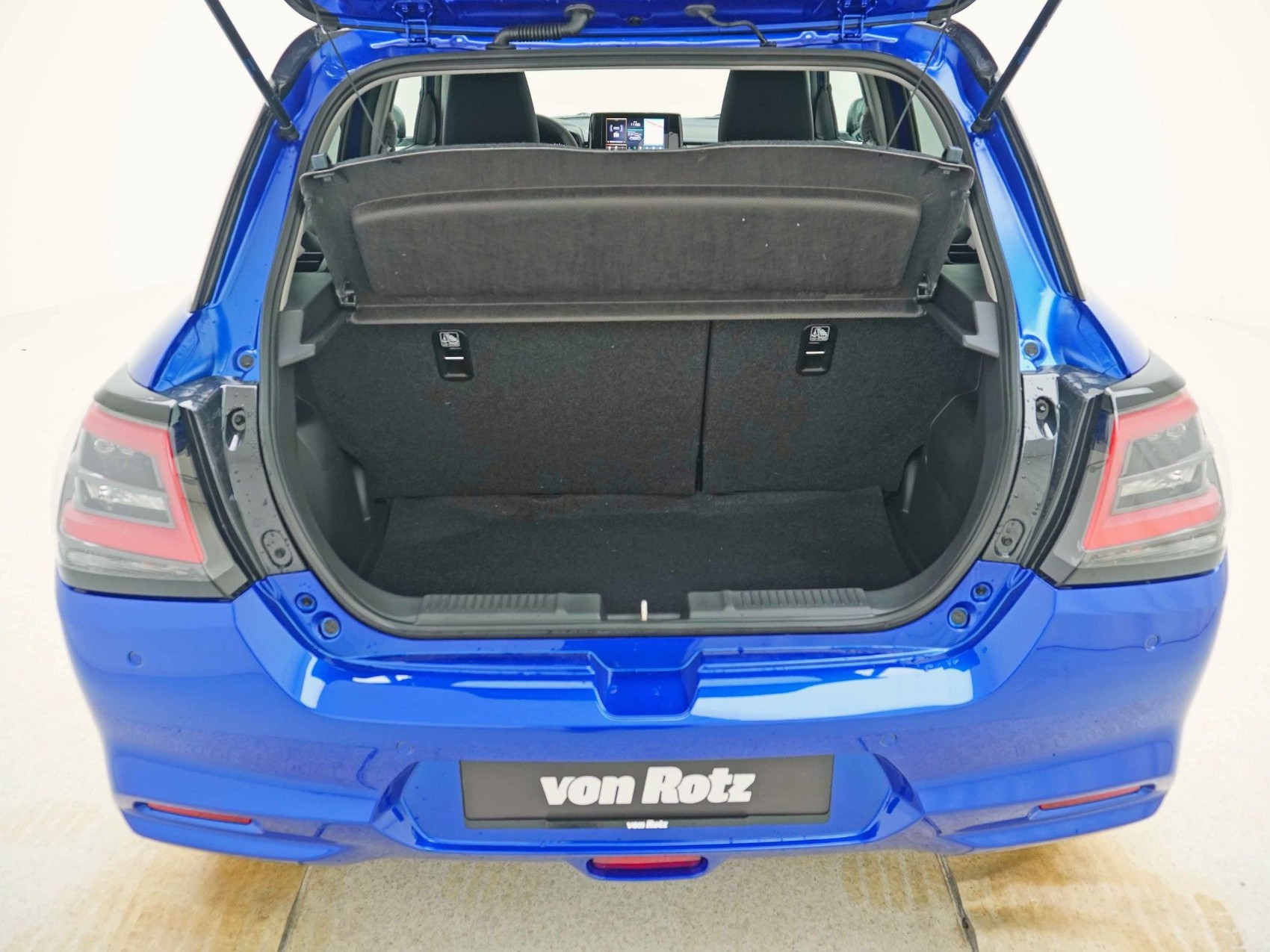 SUZUKI Swift 1.2 Piz Sulai Top Hybrid 4x4-image-19