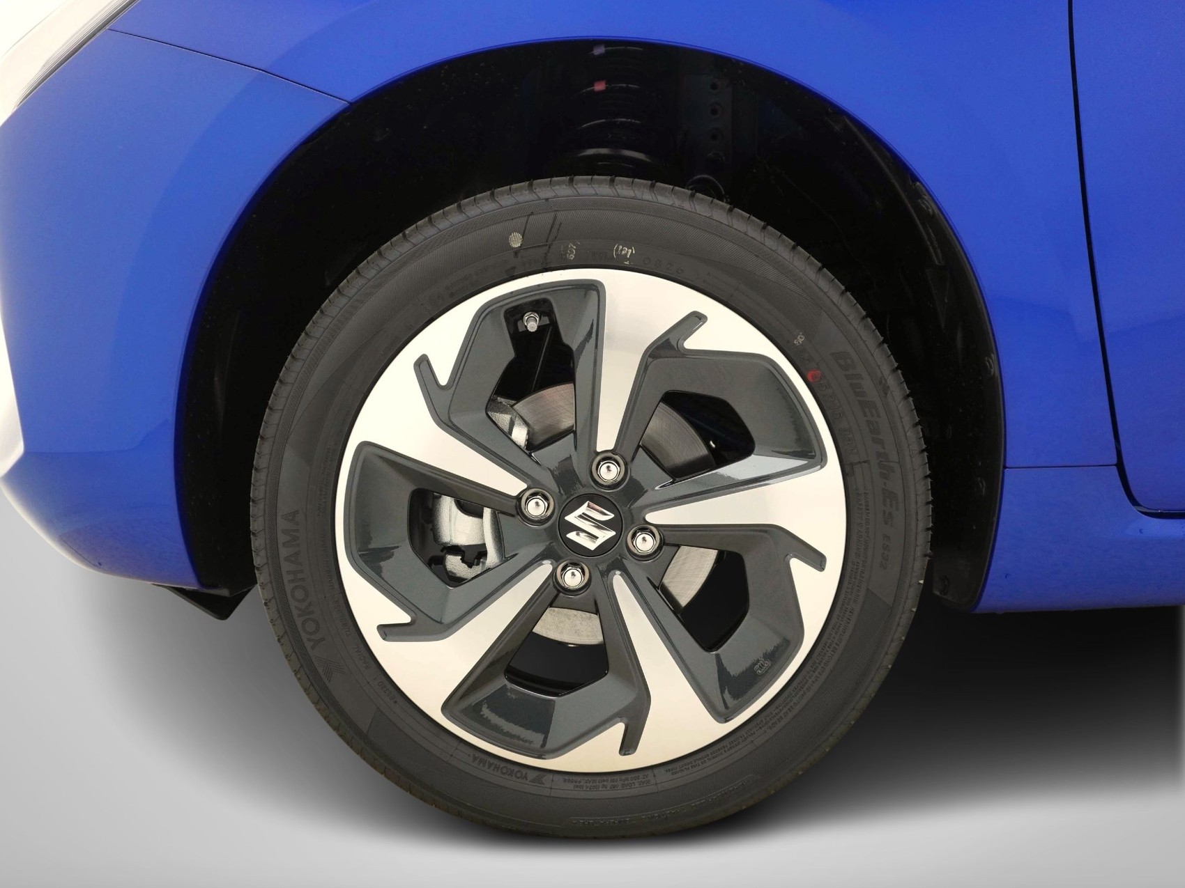 SUZUKI Swift 1.2 Piz Sulai Top Hybrid 4x4-image-5