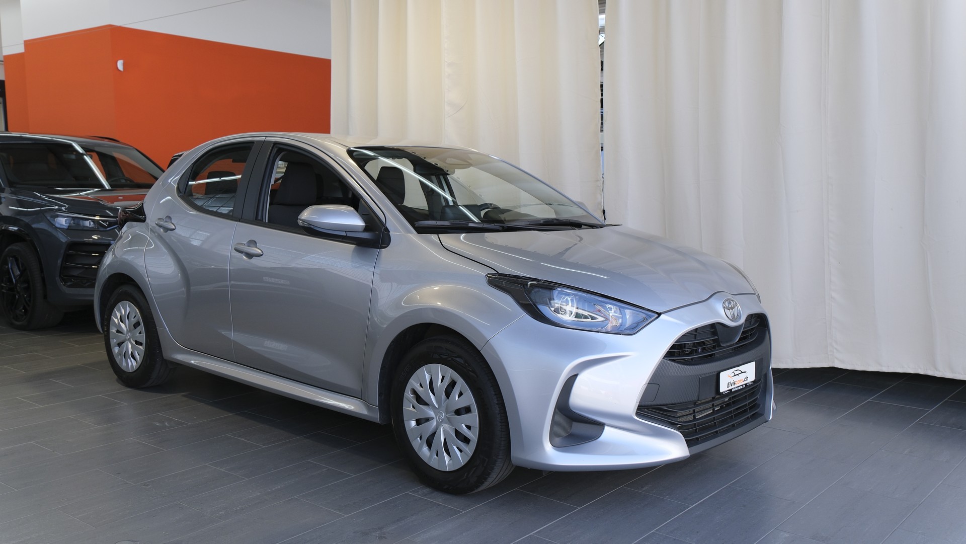 TOYOTA Yaris 1.5 Comfort e-CVT-image-25