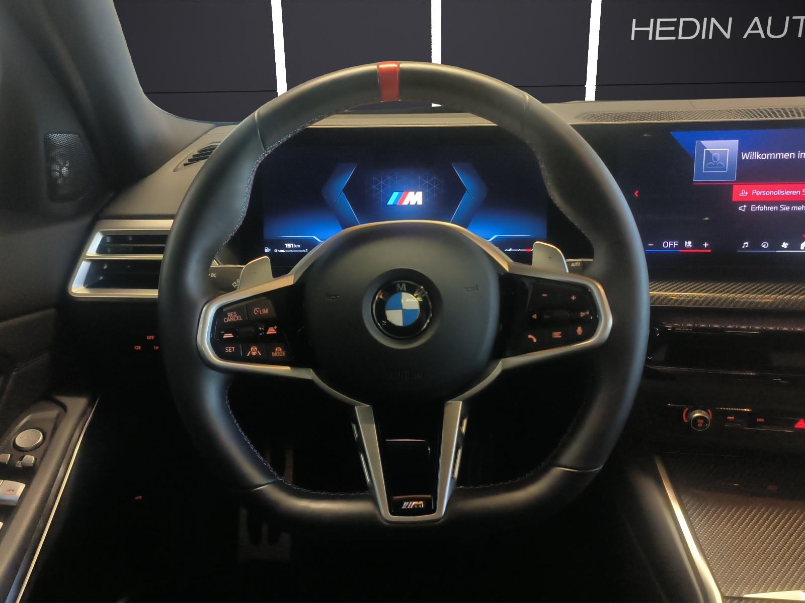 BMW M340i xDrive Touring-image-15