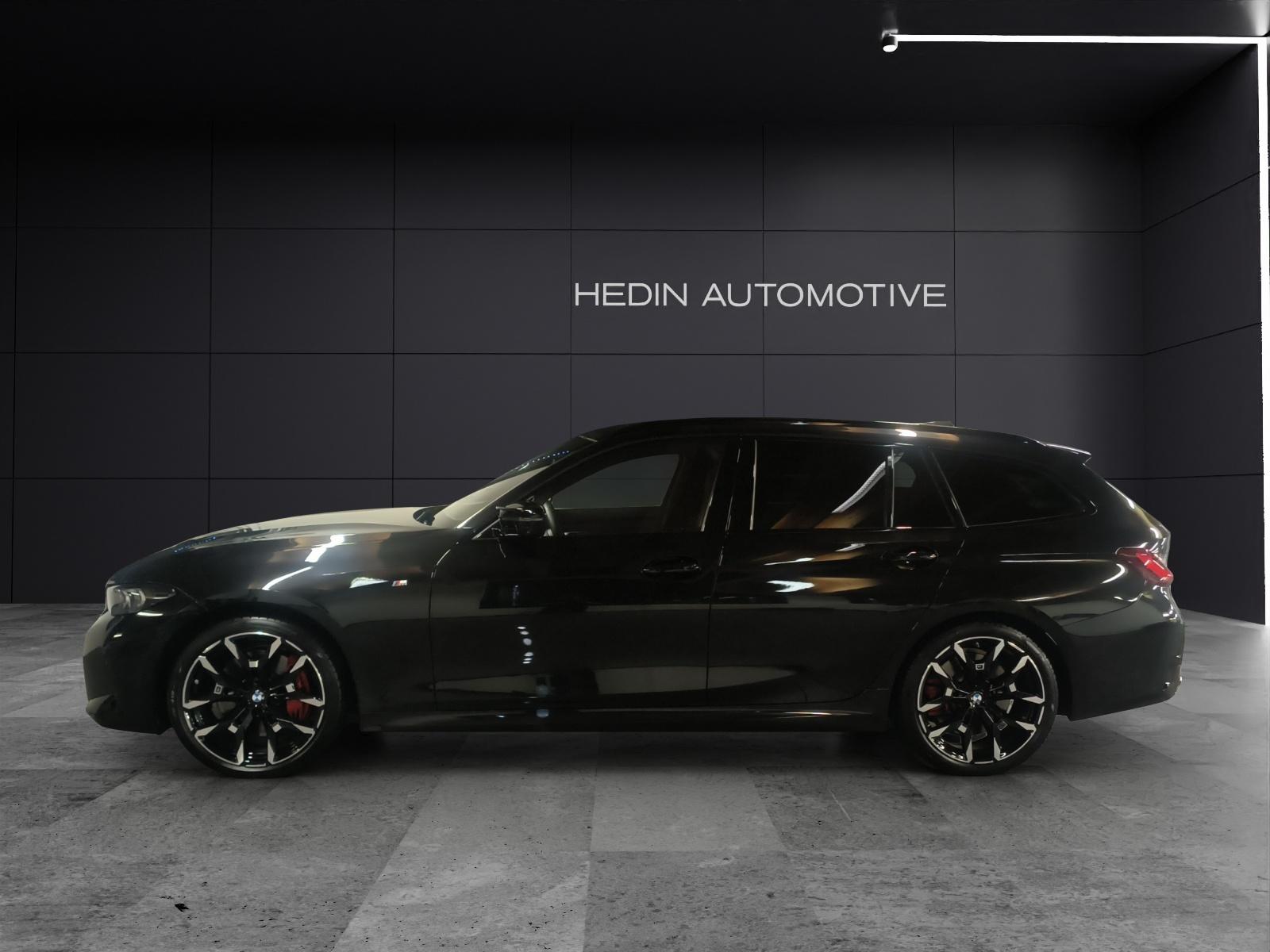 BMW M340i xDrive Touring-showroom-element-1