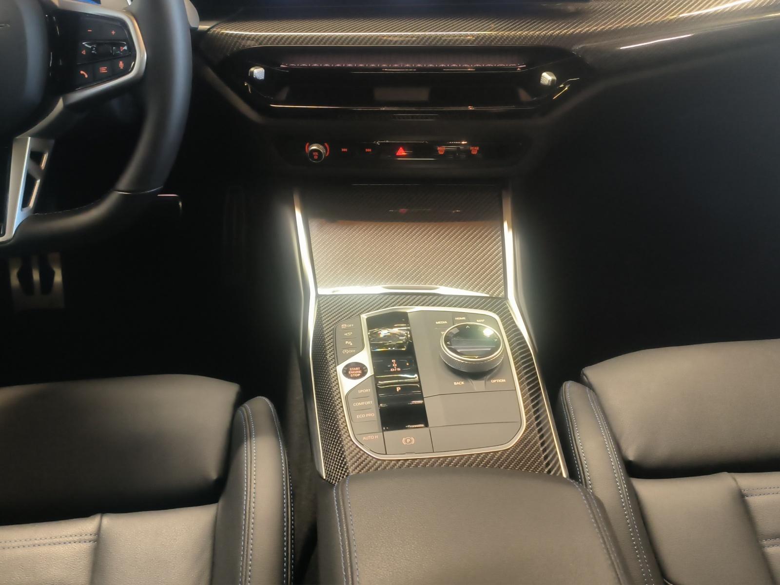 BMW M340i xDrive Touring-image-19