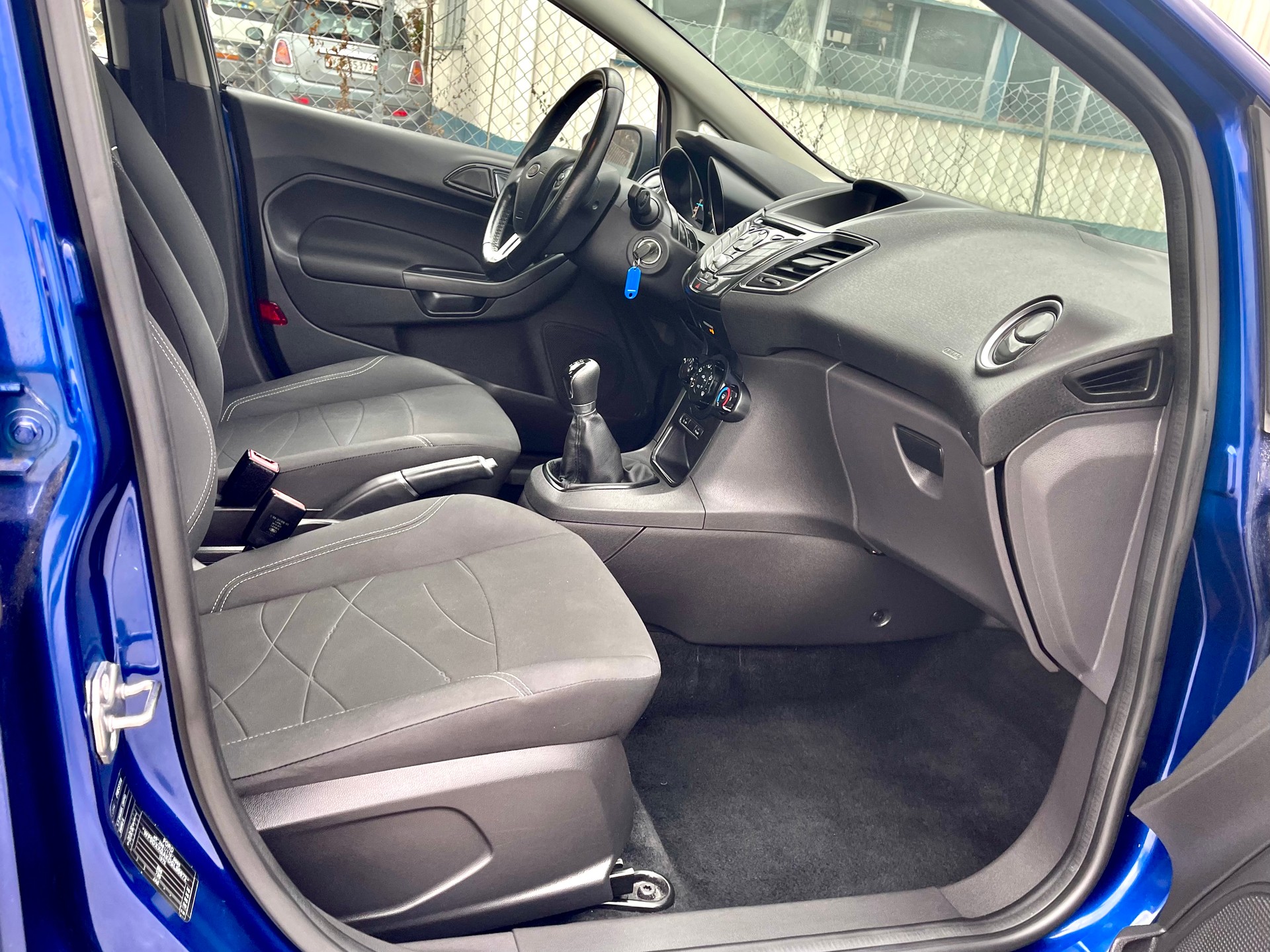 FORD Fiesta 1.5 TDCi Titanium-image-16