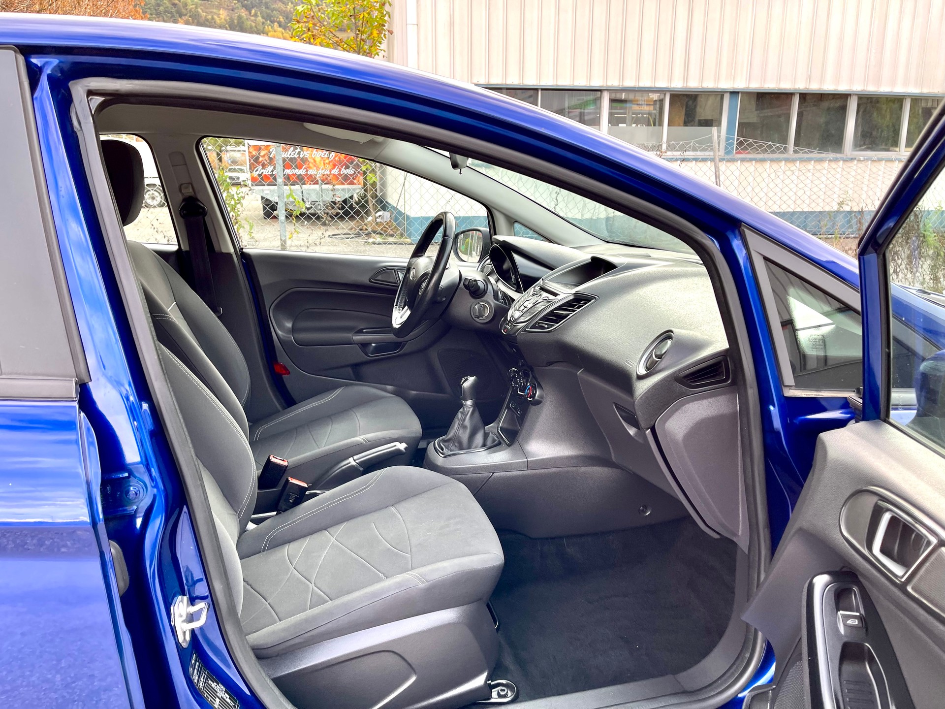 FORD Fiesta 1.5 TDCi Titanium-image-29