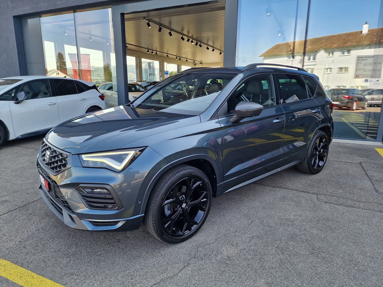 SEAT Ateca 2.0 TSI FR 4Drive DSG-image-1