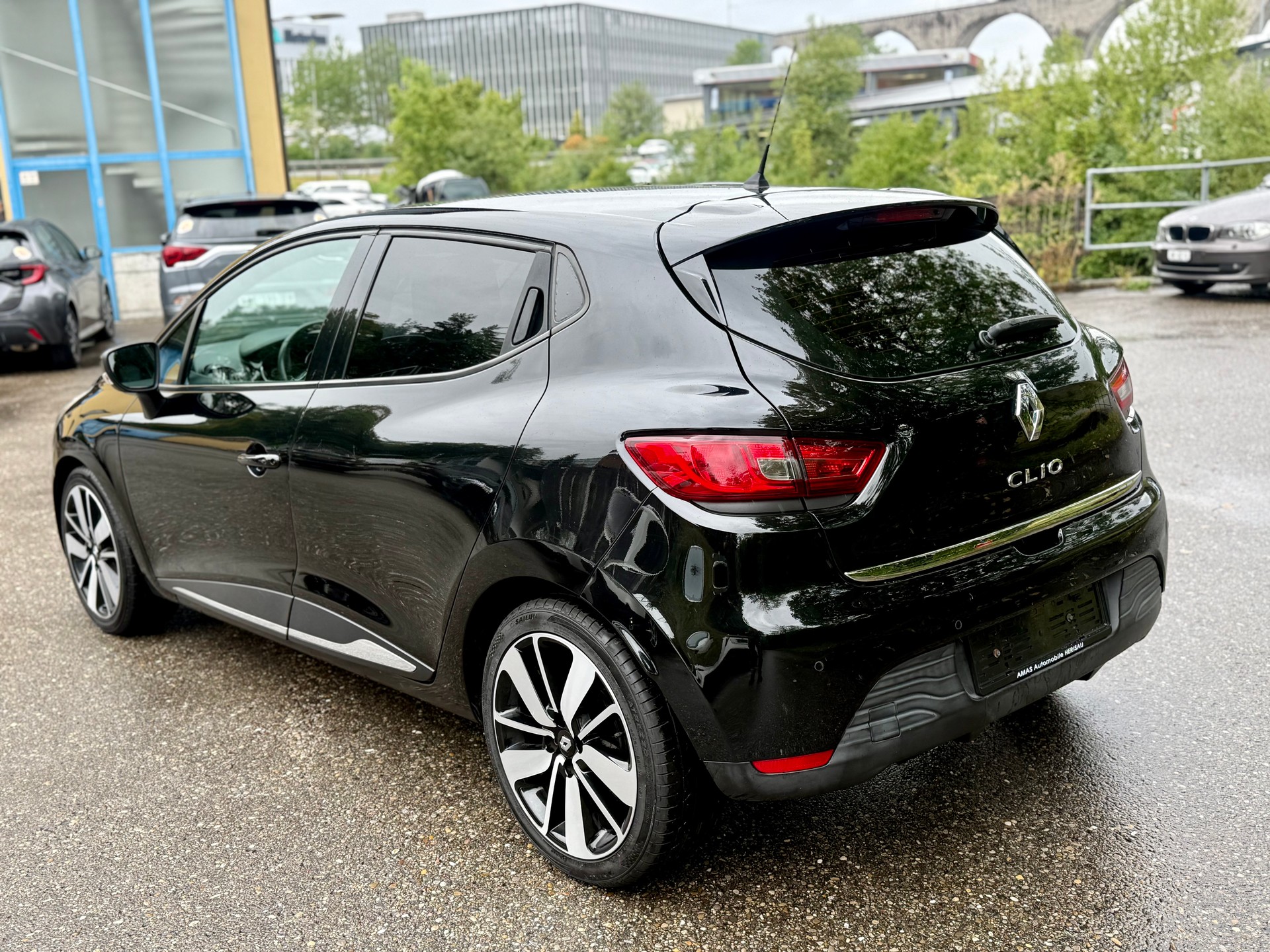 RENAULT Clio 1.2 16V T Dynamique EDC-image-3