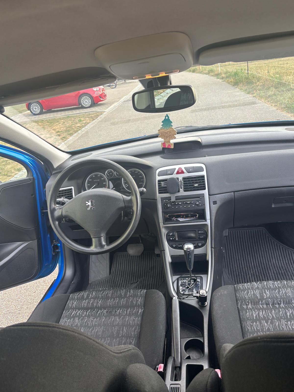 PEUGEOT 307 2.0 16V-image-1