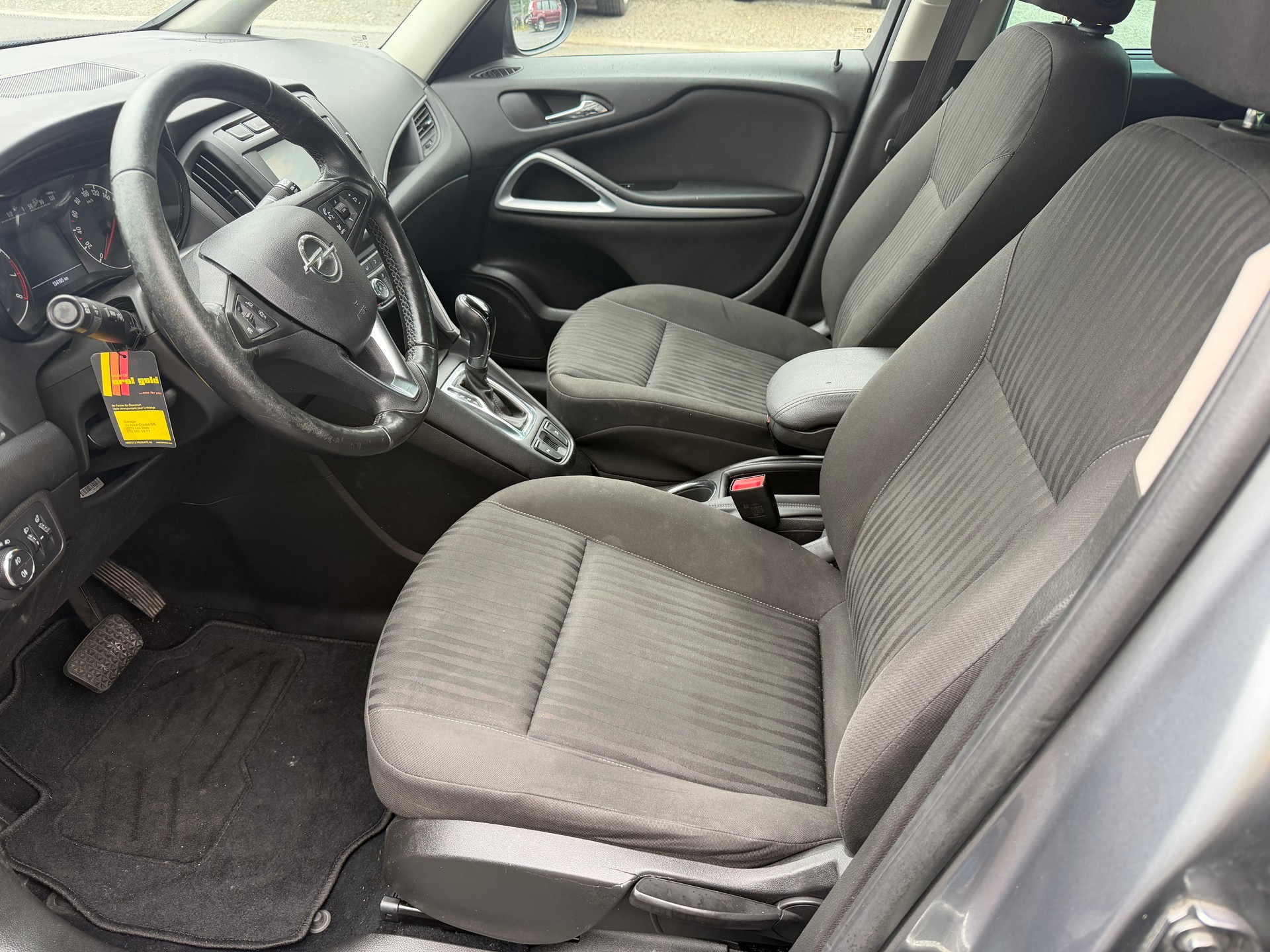 OPEL Zafira 1.4i 16V Turbo Enjoy Automatic-image-13