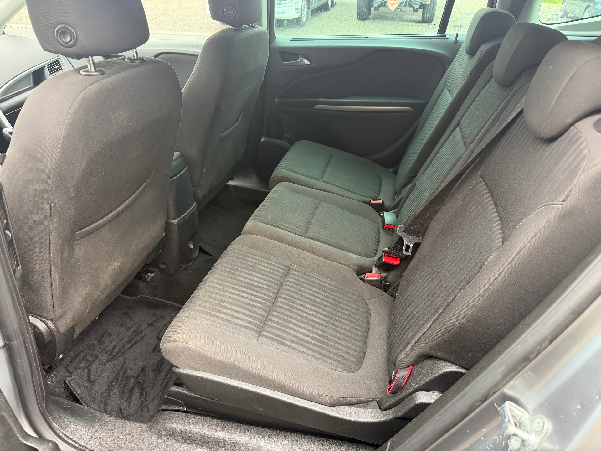 OPEL Zafira 1.4i 16V Turbo Enjoy Automatic-image-14