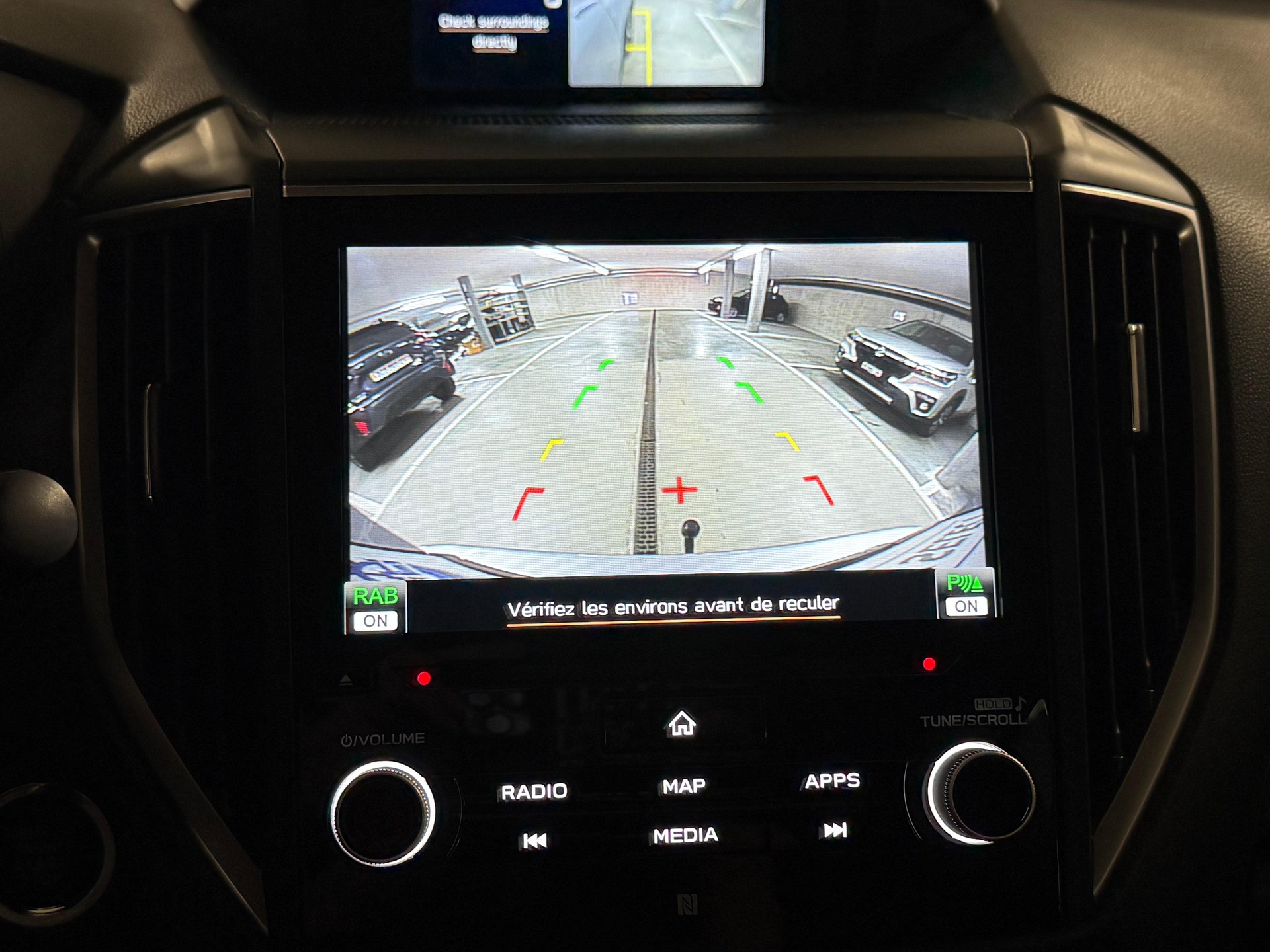 SUBARU Forester Station 2.0i e-Boxer Swiss Plus-image-15