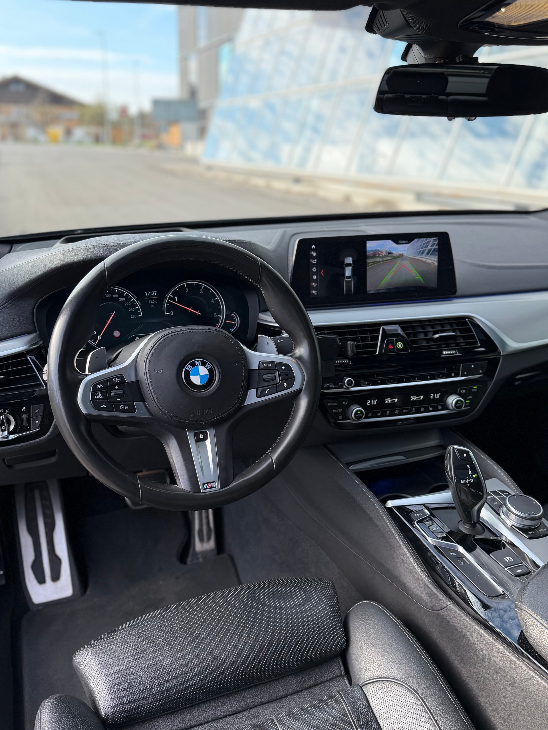 BMW 630d xDrive-image-10