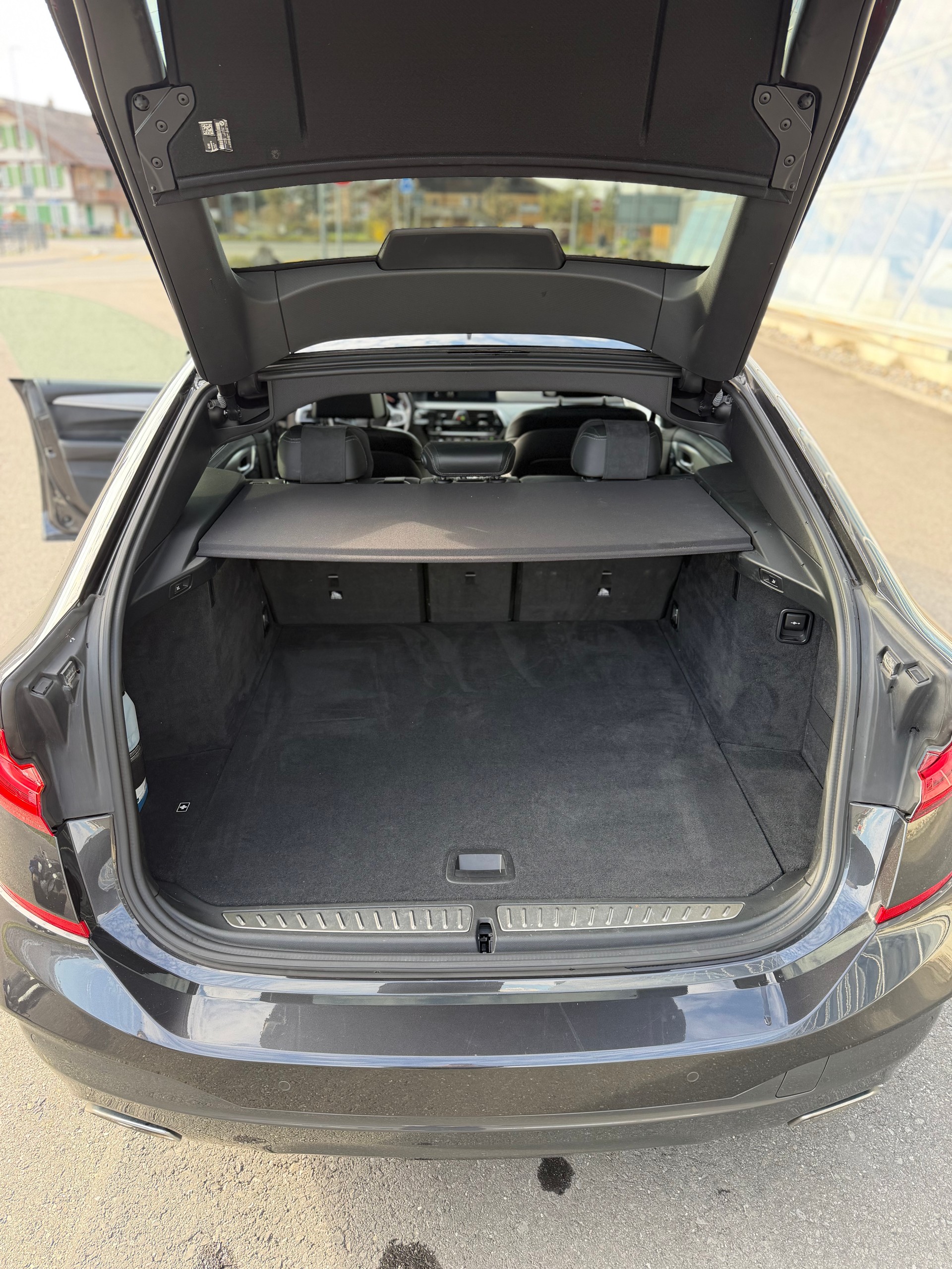 BMW 630d xDrive-image-12