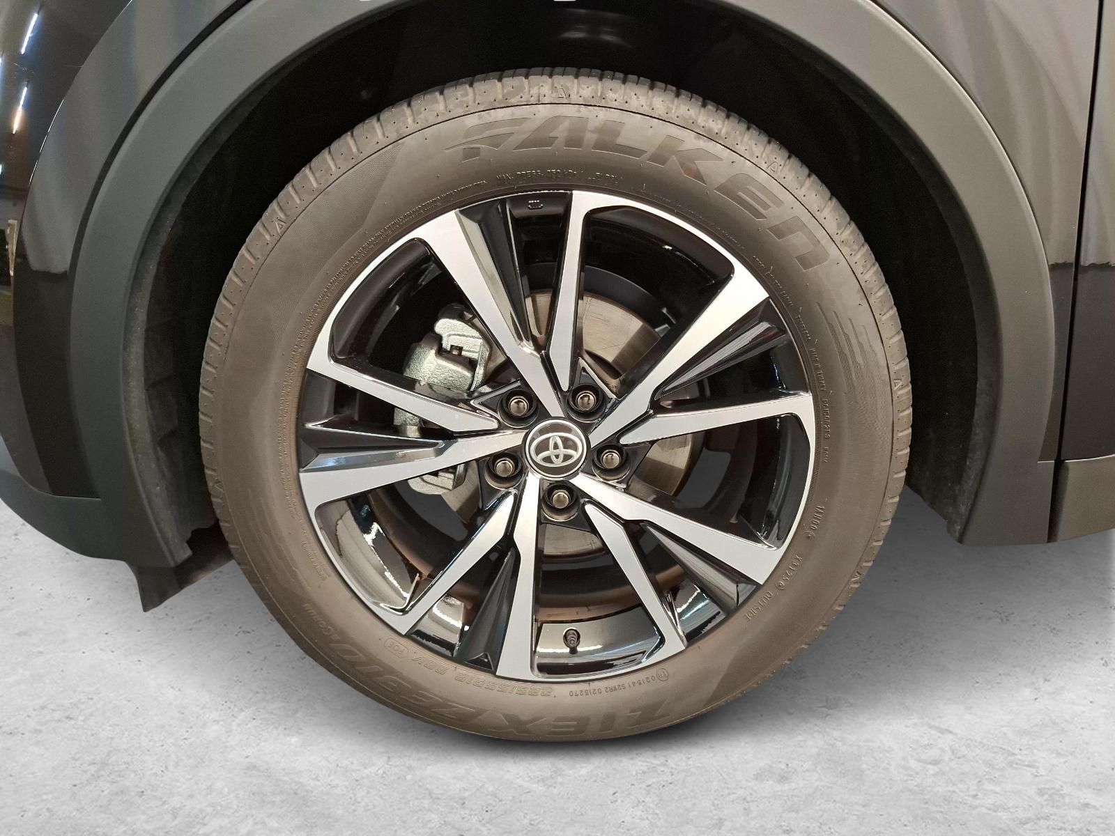 TOYOTA C-HR 1.8 HEV Trend-image-12