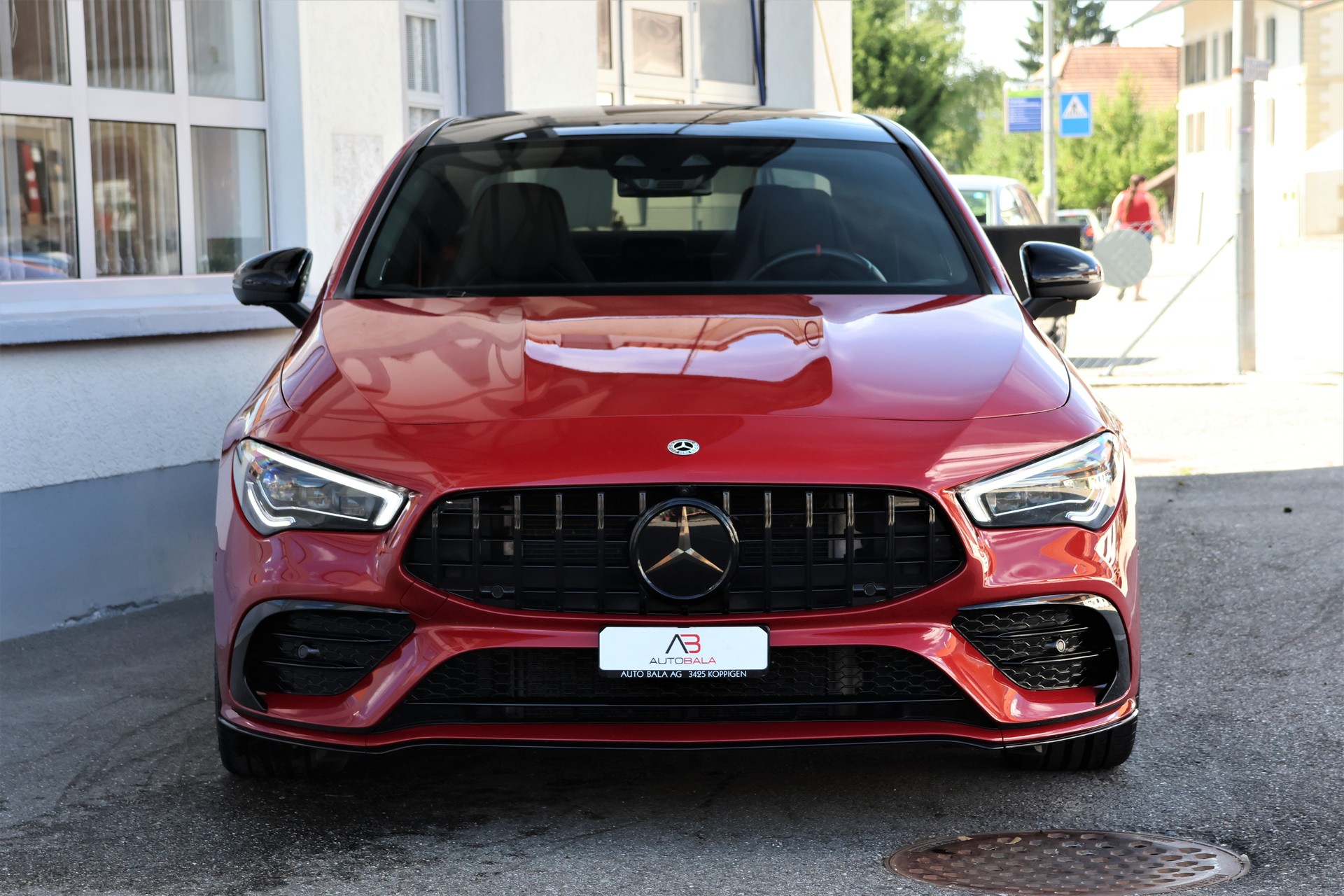 MERCEDES-BENZ CLA 35 AMG 4Matic 7G-DCT (CH)-image-1