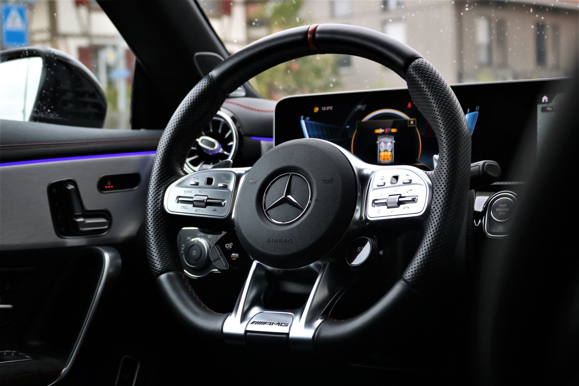 MERCEDES-BENZ CLA 35 AMG 4Matic 7G-DCT (CH)-image-12