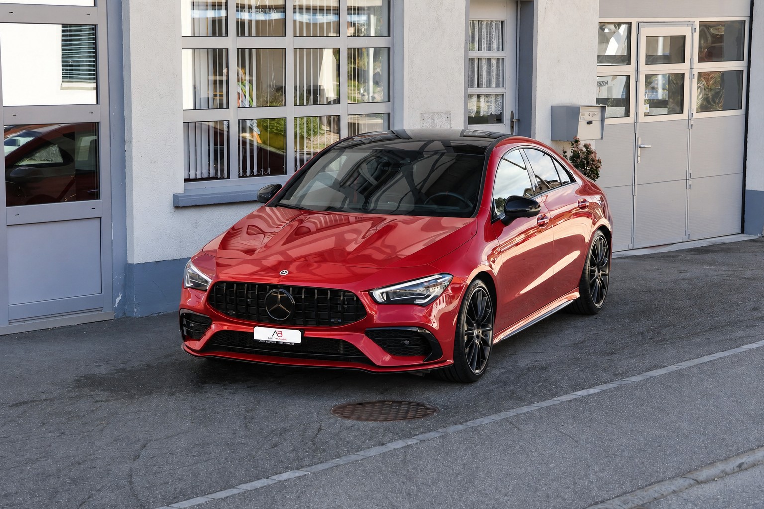 MERCEDES-BENZ CLA 35 AMG 4Matic 7G-DCT (CH)-image-0
