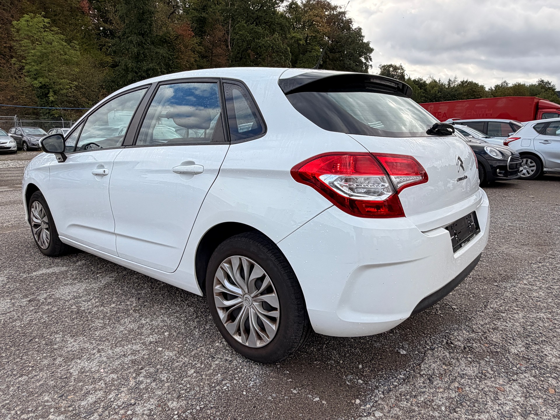 CITROEN C4 Berline 1.4 VTi Attraction-image-3
