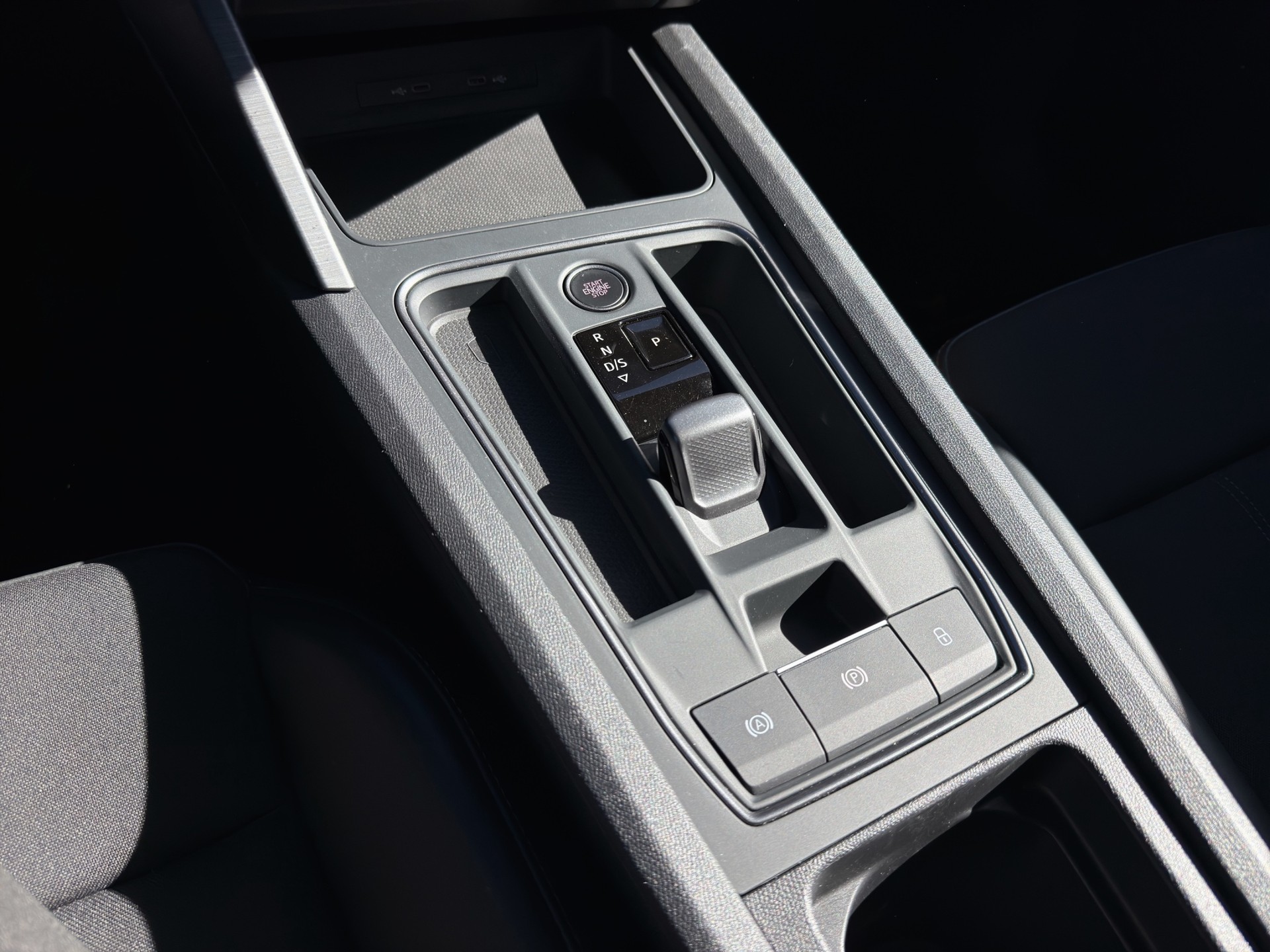 CUPRA Formentor 1.4 e-HYBRID pHEV Allalin DSG-image-15