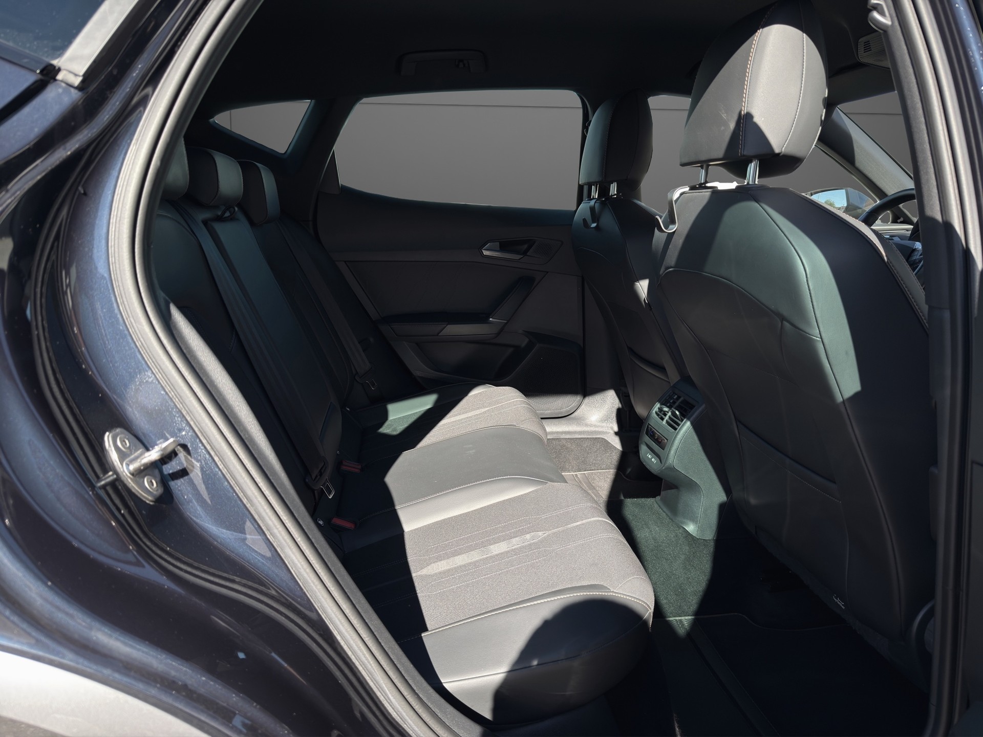 CUPRA Formentor 1.4 e-HYBRID pHEV Allalin DSG-image-8