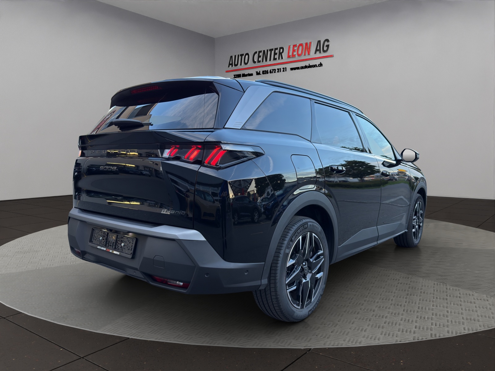 PEUGEOT 5008 145 Hybrid e-DCS6 Allure-image-5