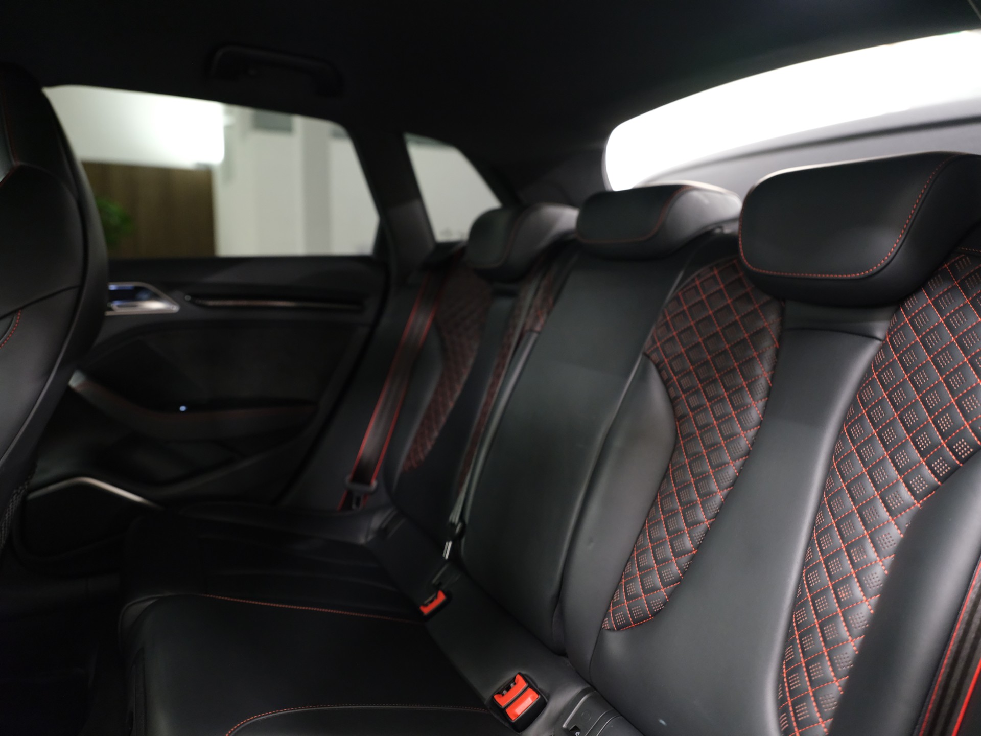AUDI RS3 Sportback 2.5 TSI quattro S-tronic *ABT-TUNING*-image-26