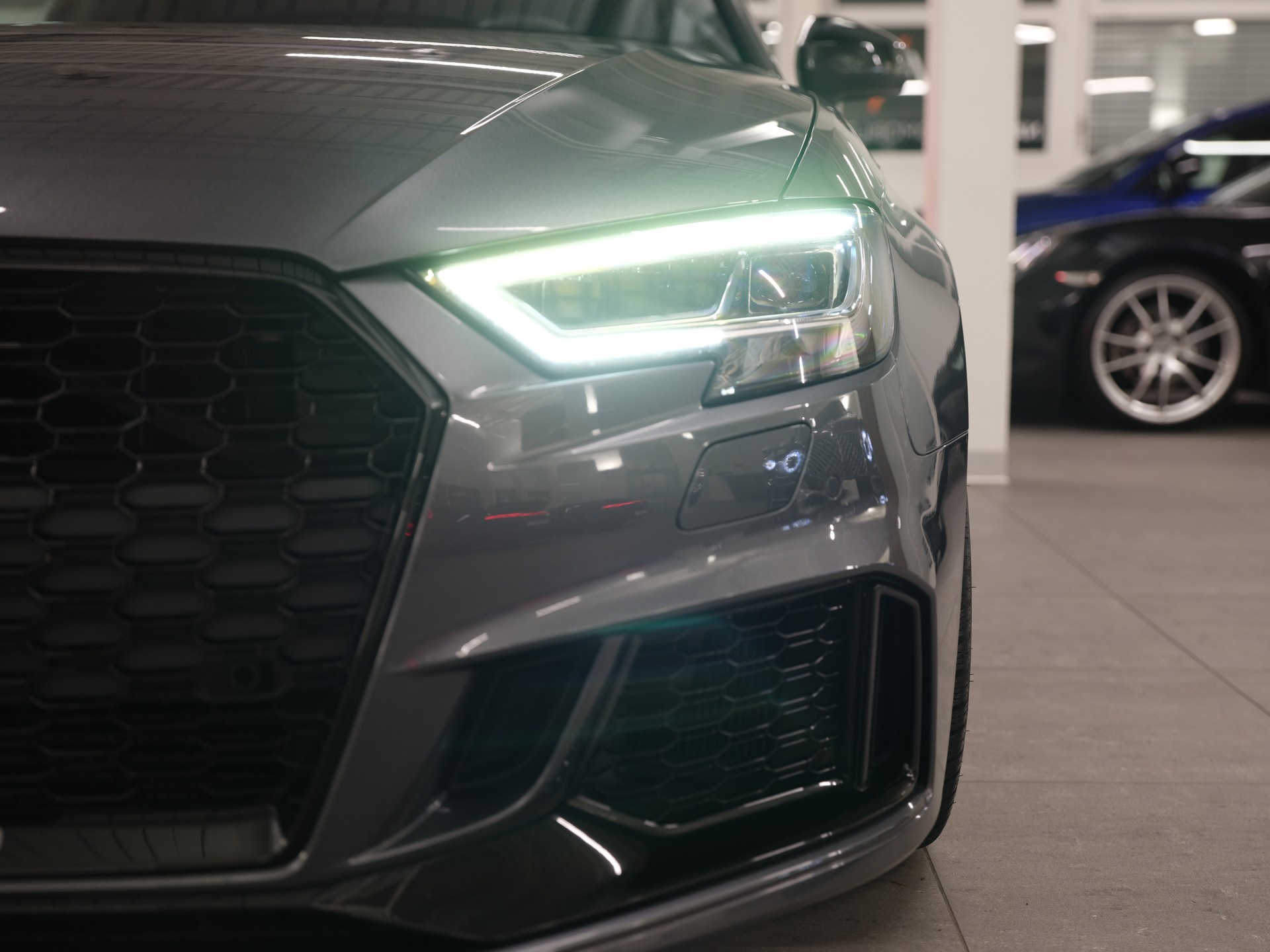 AUDI RS3 Sportback 2.5 TSI quattro S-tronic *ABT-TUNING*-image-9