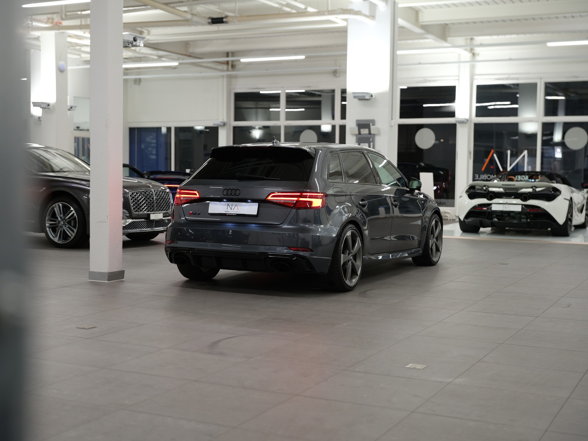 AUDI RS3 Sportback 2.5 TSI quattro S-tronic *ABT-TUNING*-image-14