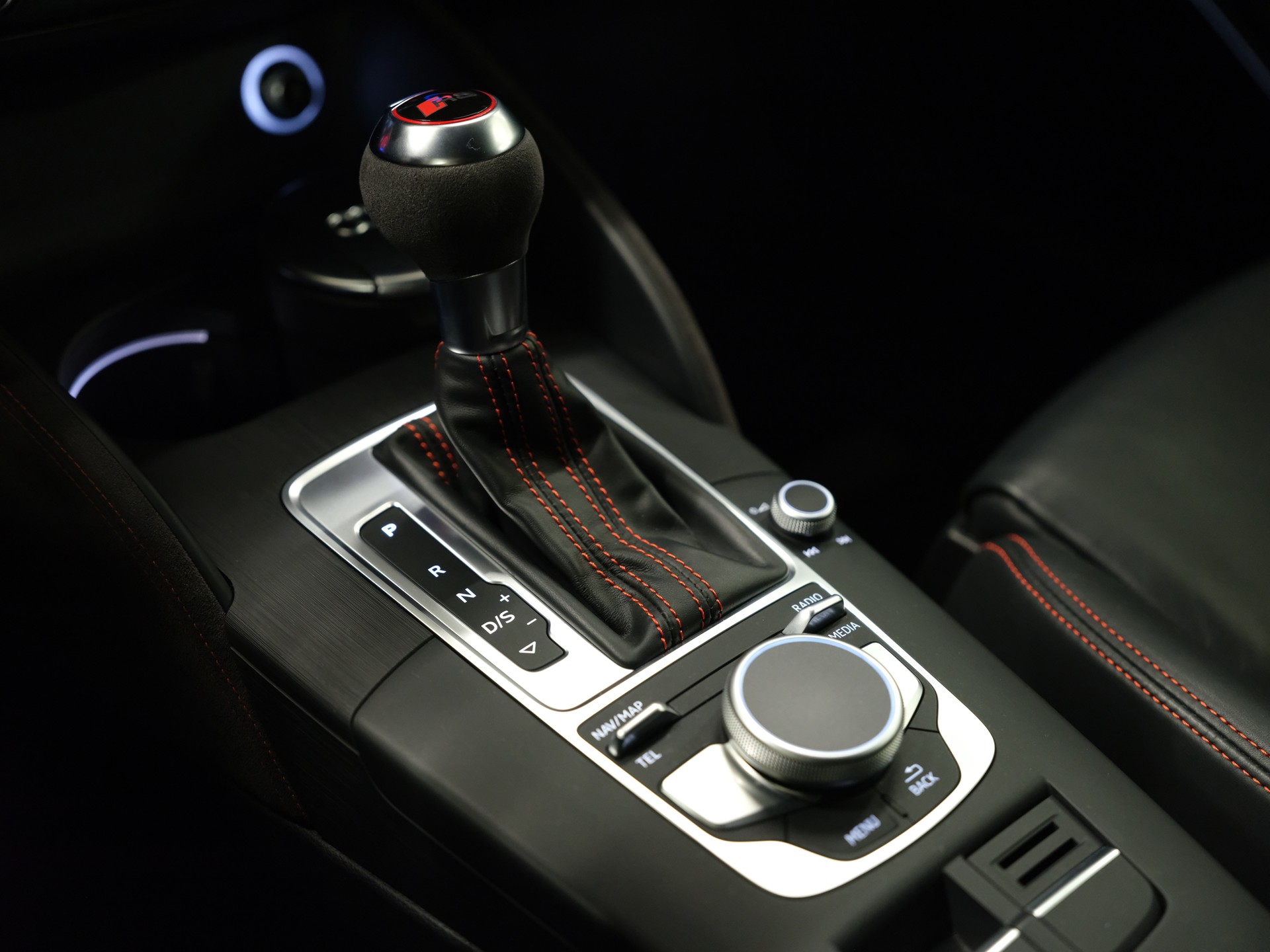 AUDI RS3 Sportback 2.5 TSI quattro S-tronic *ABT-TUNING*-image-23