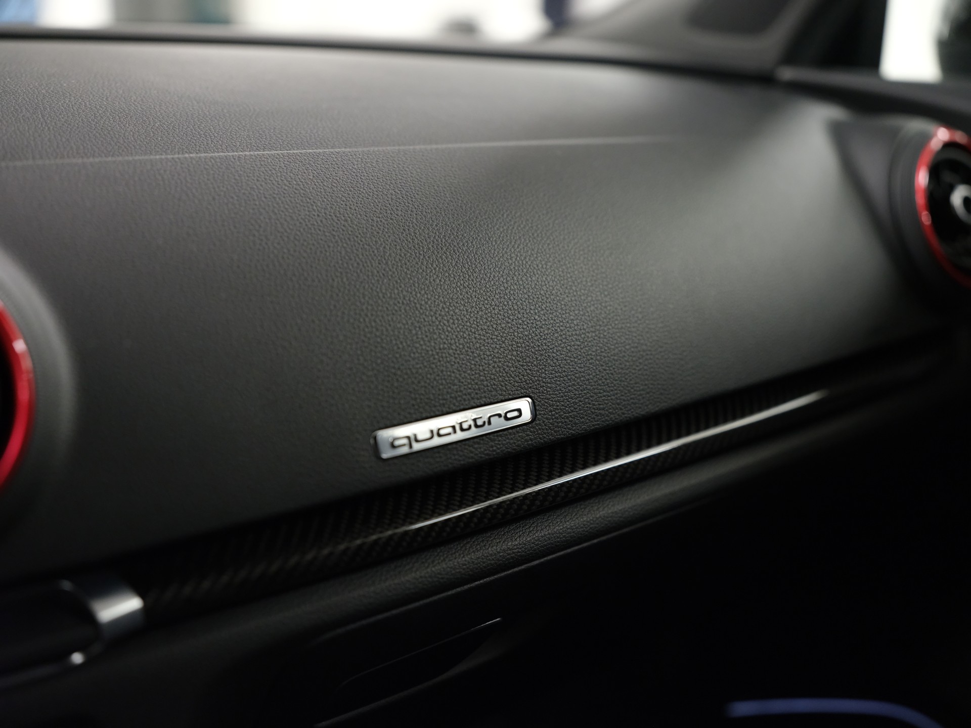 AUDI RS3 Sportback 2.5 TSI quattro S-tronic *ABT-TUNING*-image-24