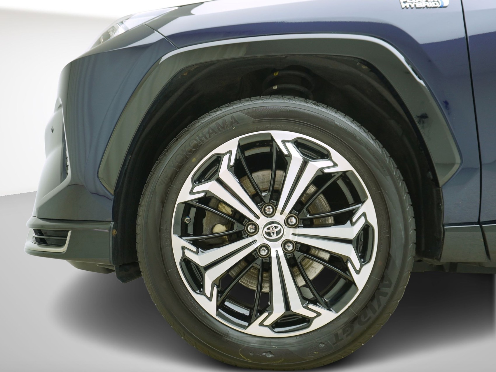 TOYOTA RAV4 2.5 Plug-In-Hybrid Platinum-image-6
