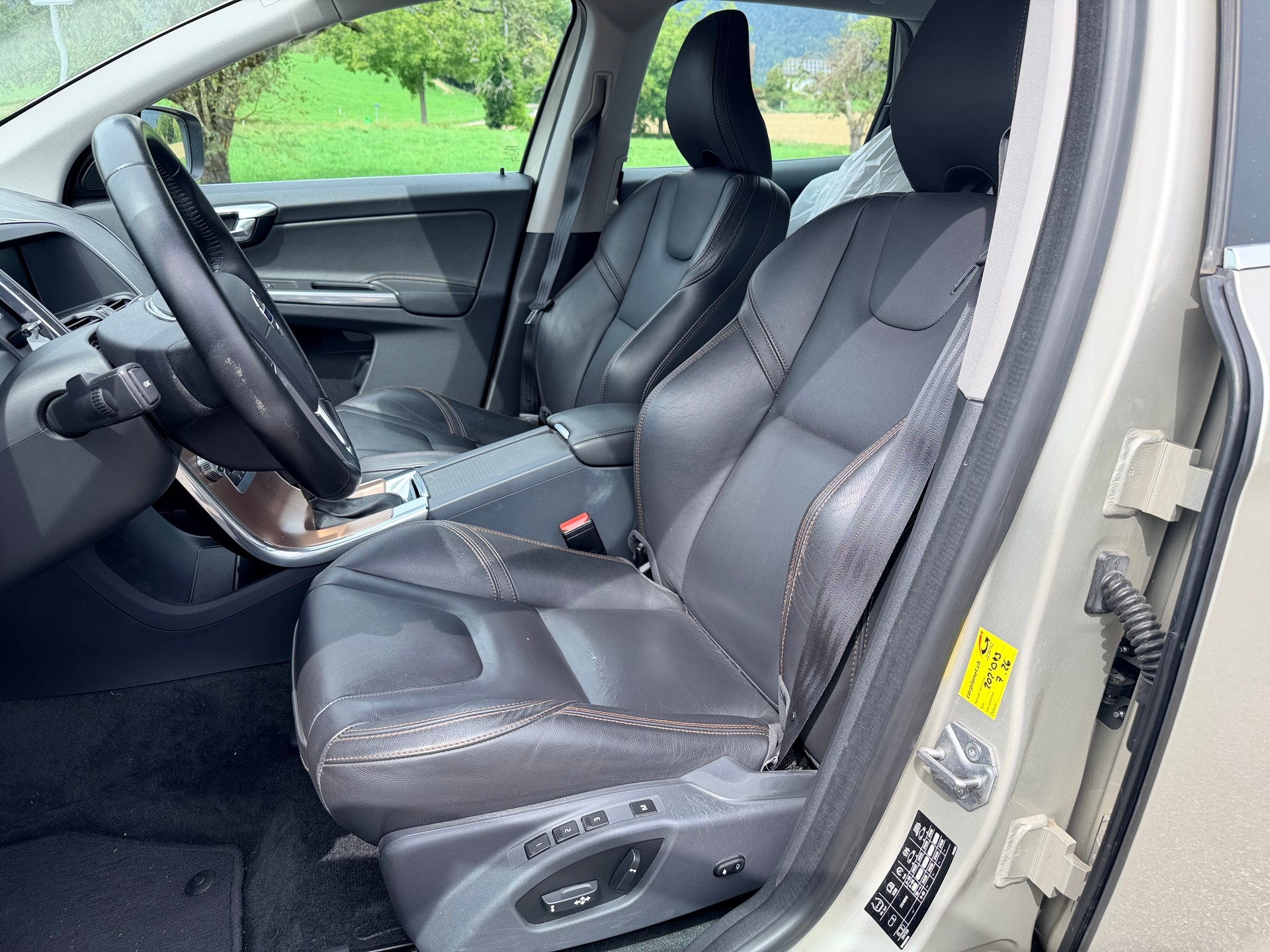 VOLVO XC60 D3 Executive Geartronic-image-9