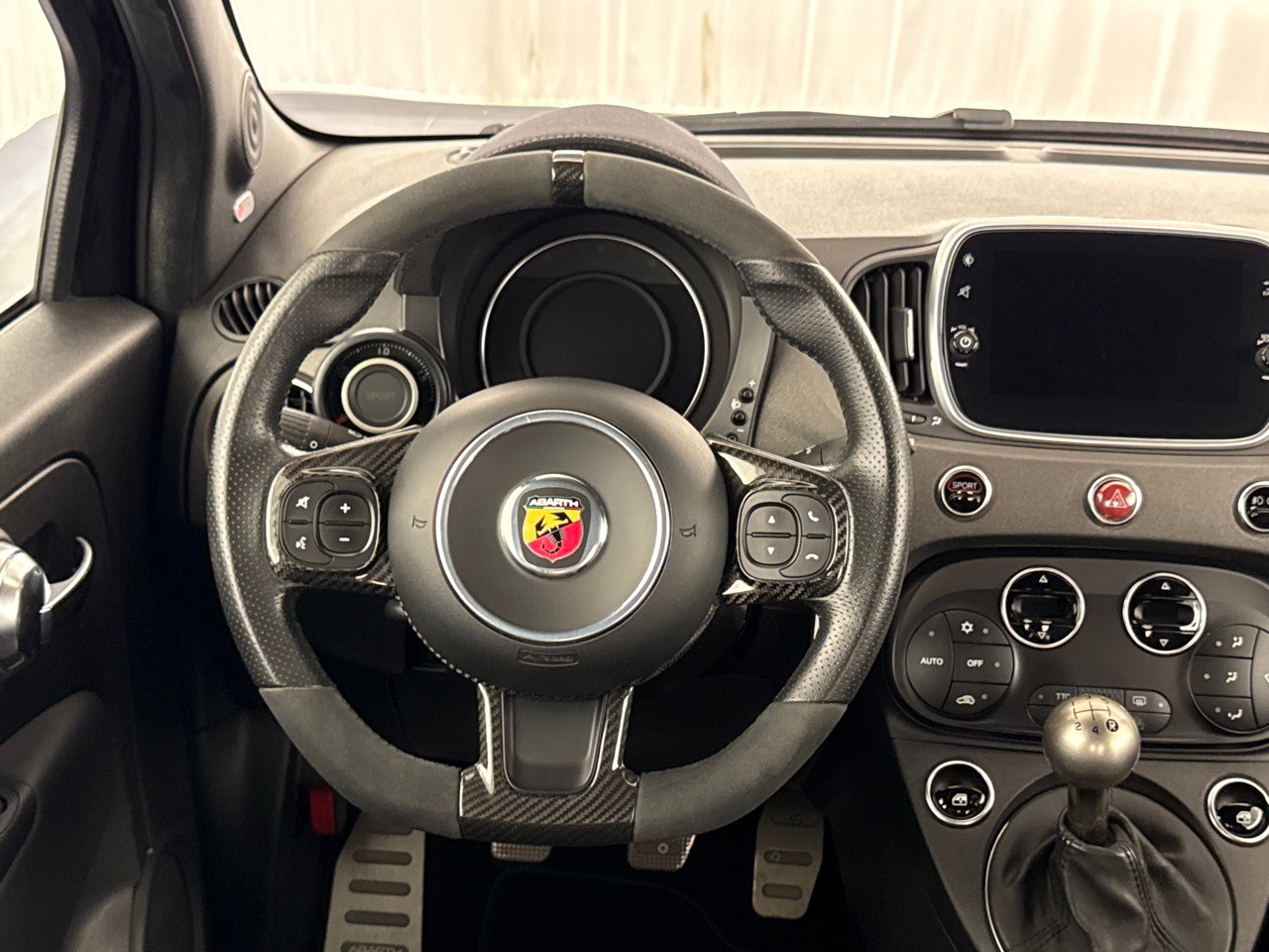 FIAT 595 1.4 16V T AbarthComp.-image-10