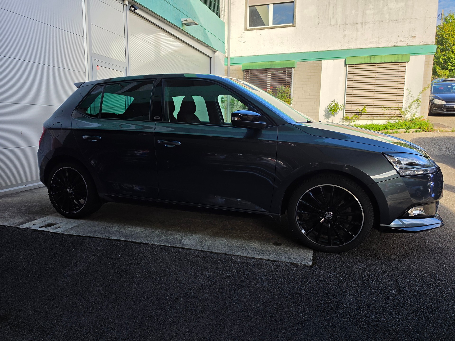 SKODA Fabia 1.0 TSI Monte Carlo DSG-image-5