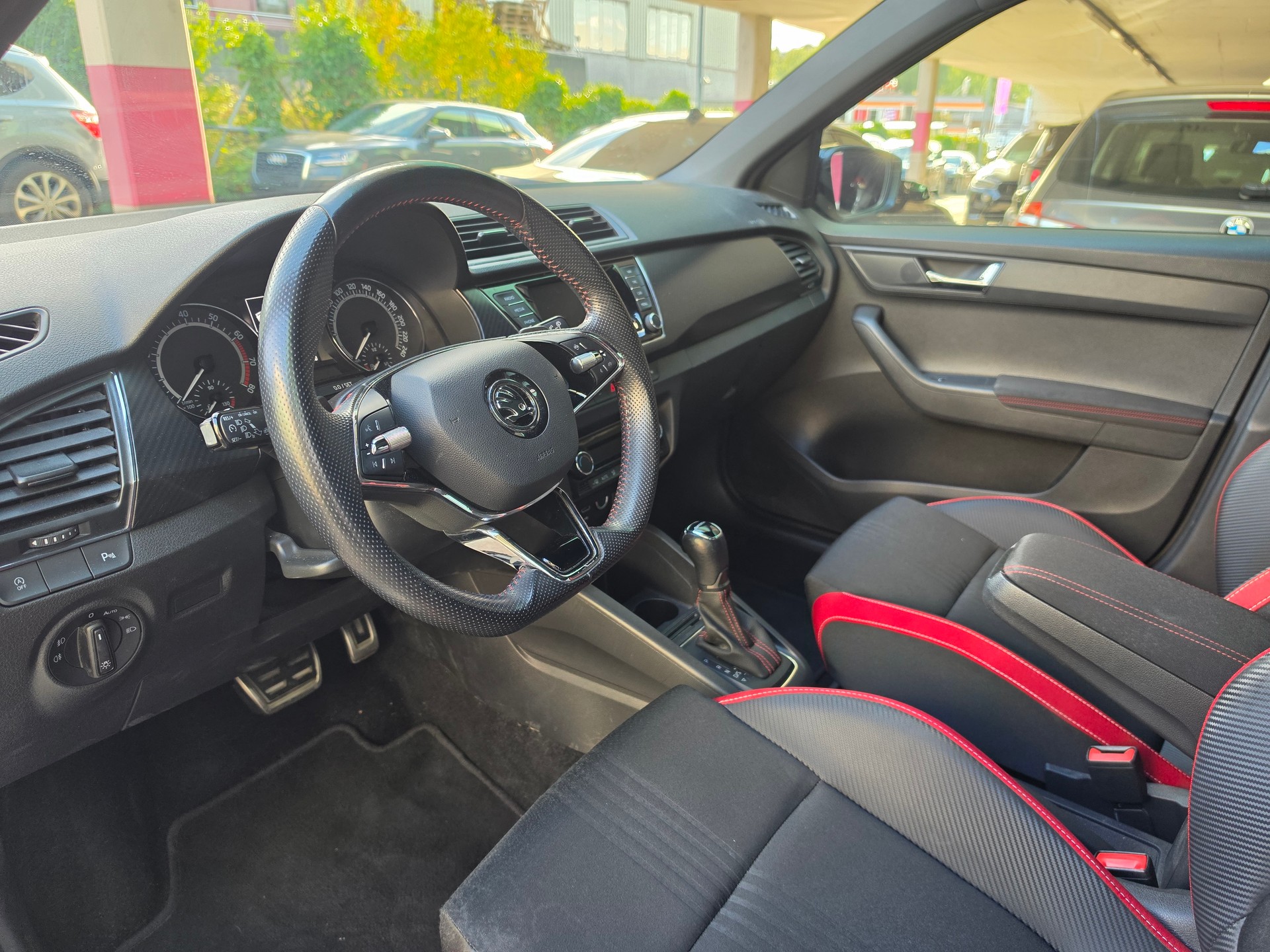 SKODA Fabia 1.0 TSI Monte Carlo DSG-image-8
