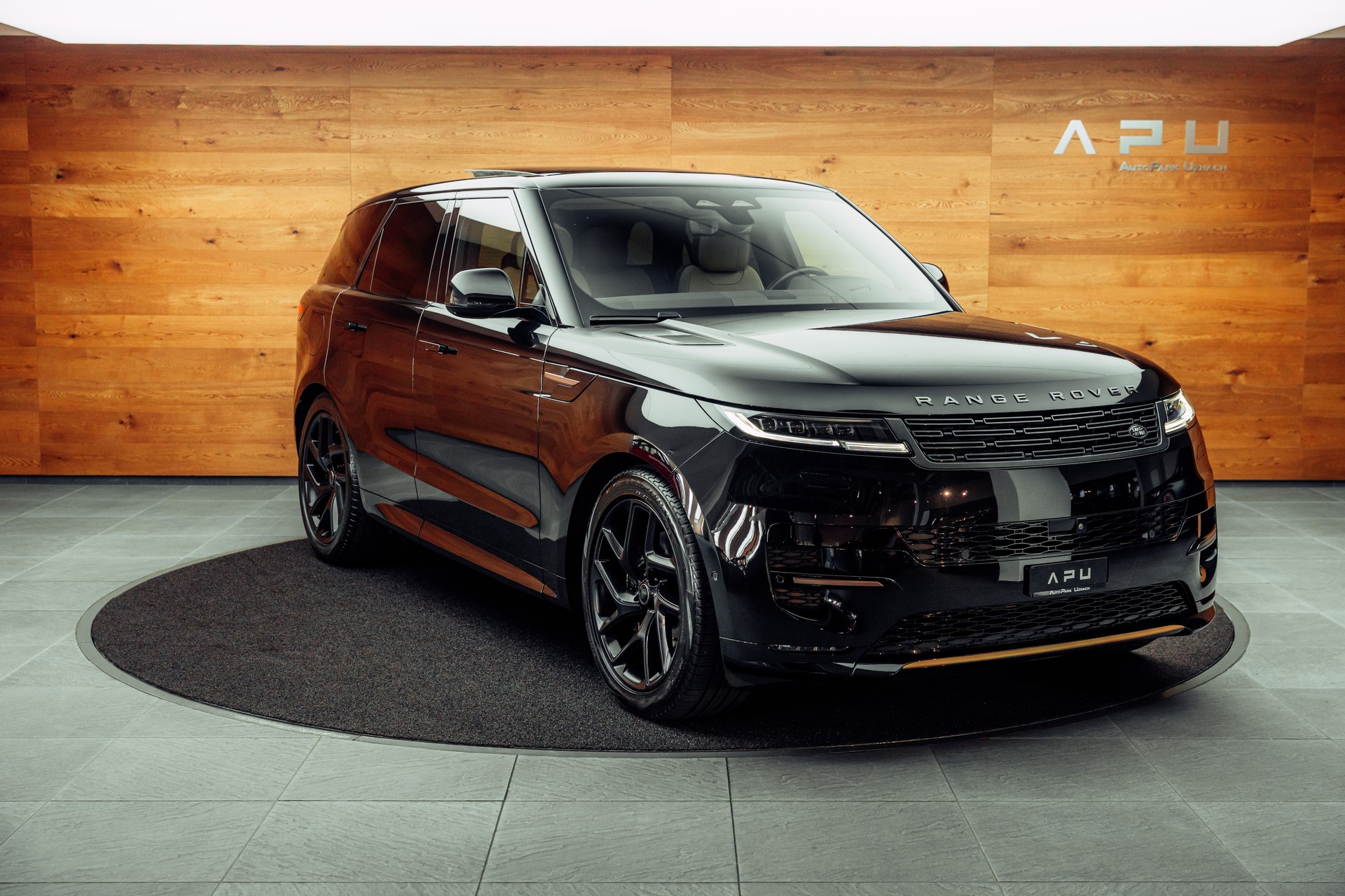 LAND ROVER Range Rover Sport D300 3.0 TD6 MHEV Dynamic SE Automatic Santorini Black-image-0