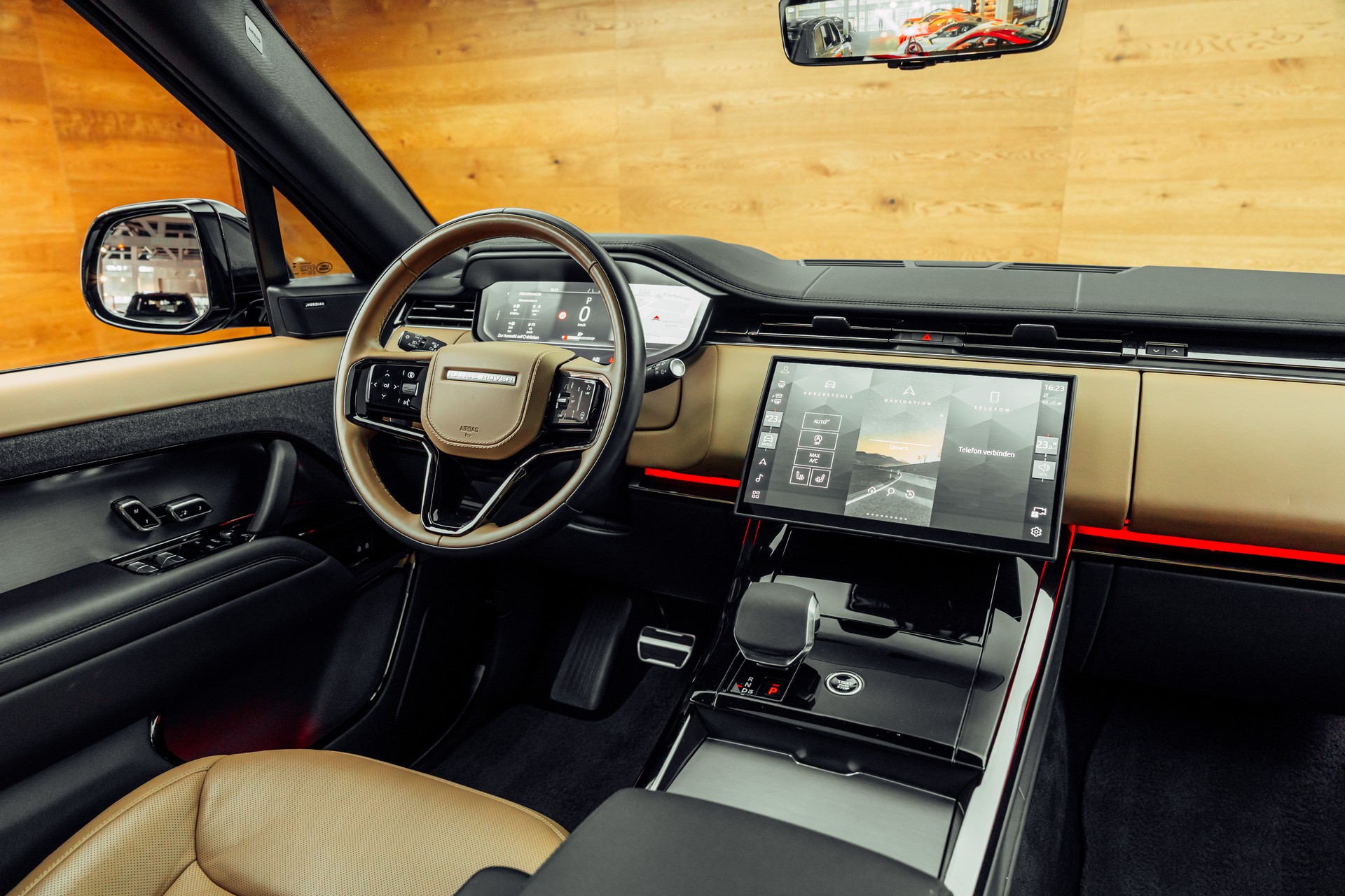 LAND ROVER Range Rover Sport D300 3.0 TD6 MHEV Dynamic SE Automatic Santorini Black-image-19