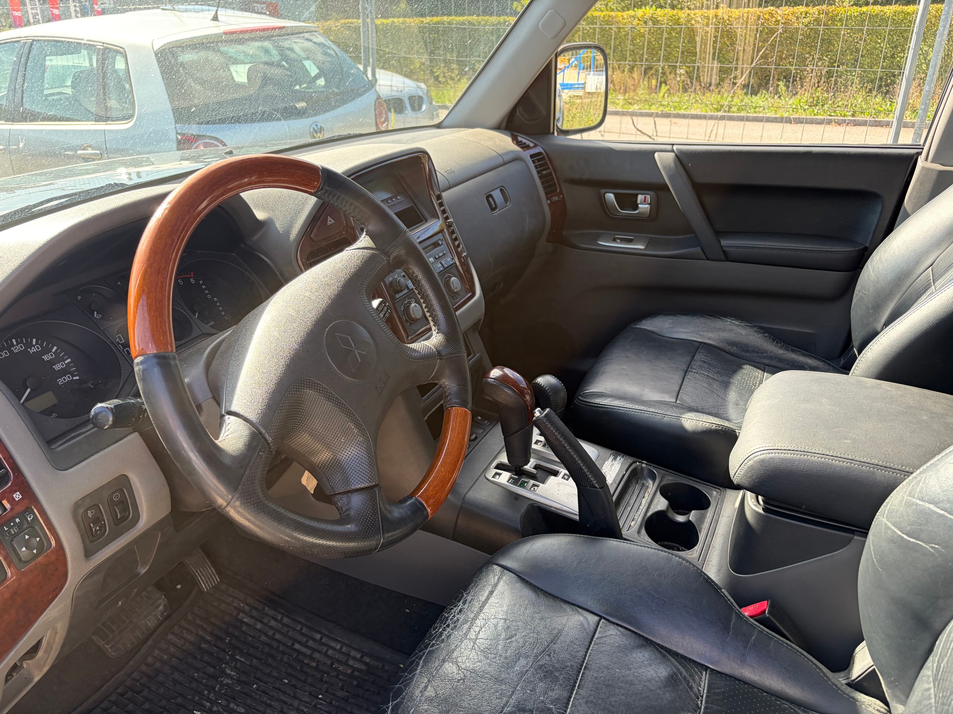 MITSUBISHI Pajero 3.2 DI-D Dakar-image-9