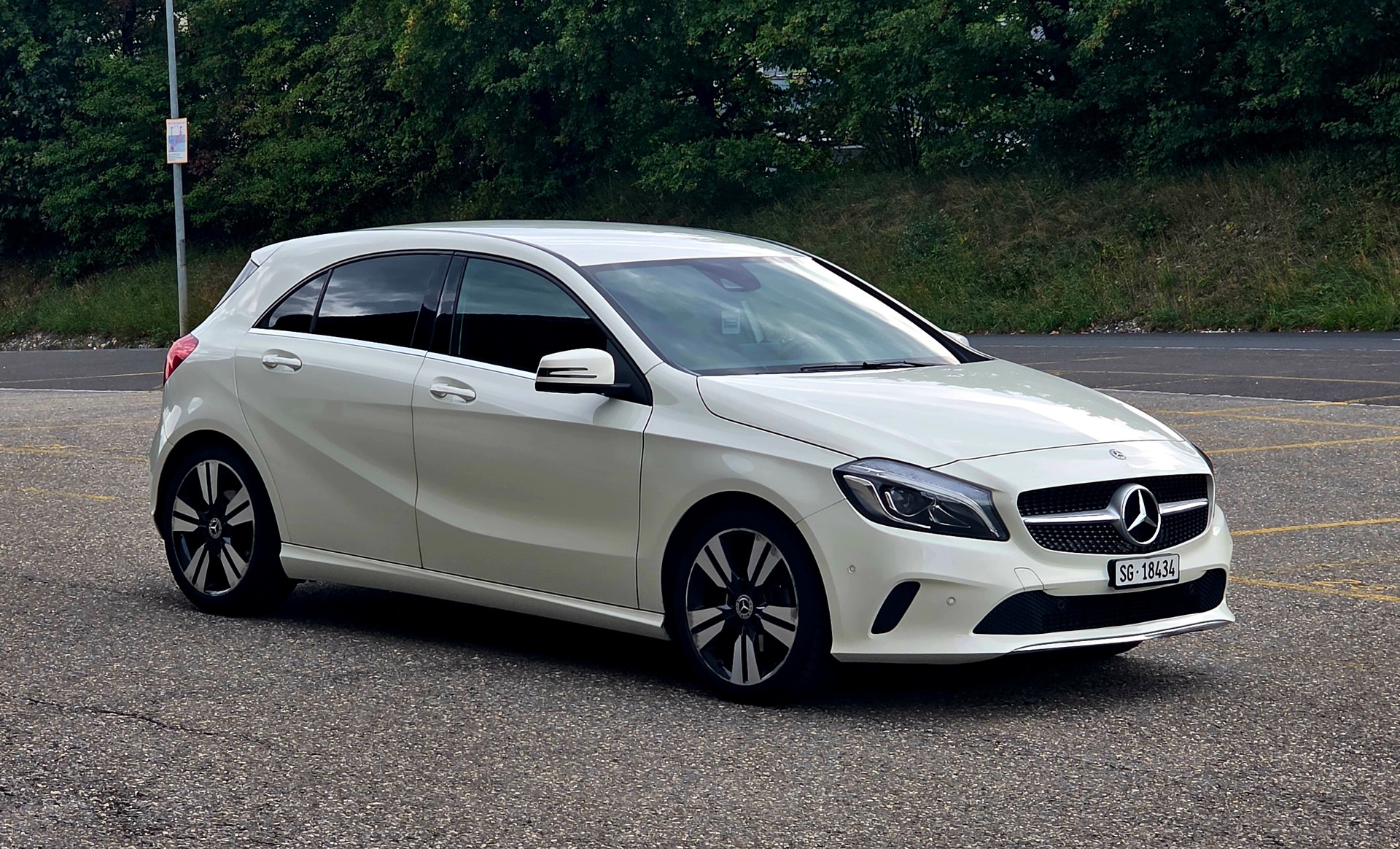 MERCEDES-BENZ A 200 CDI Night Star 7G-DCT-image-0