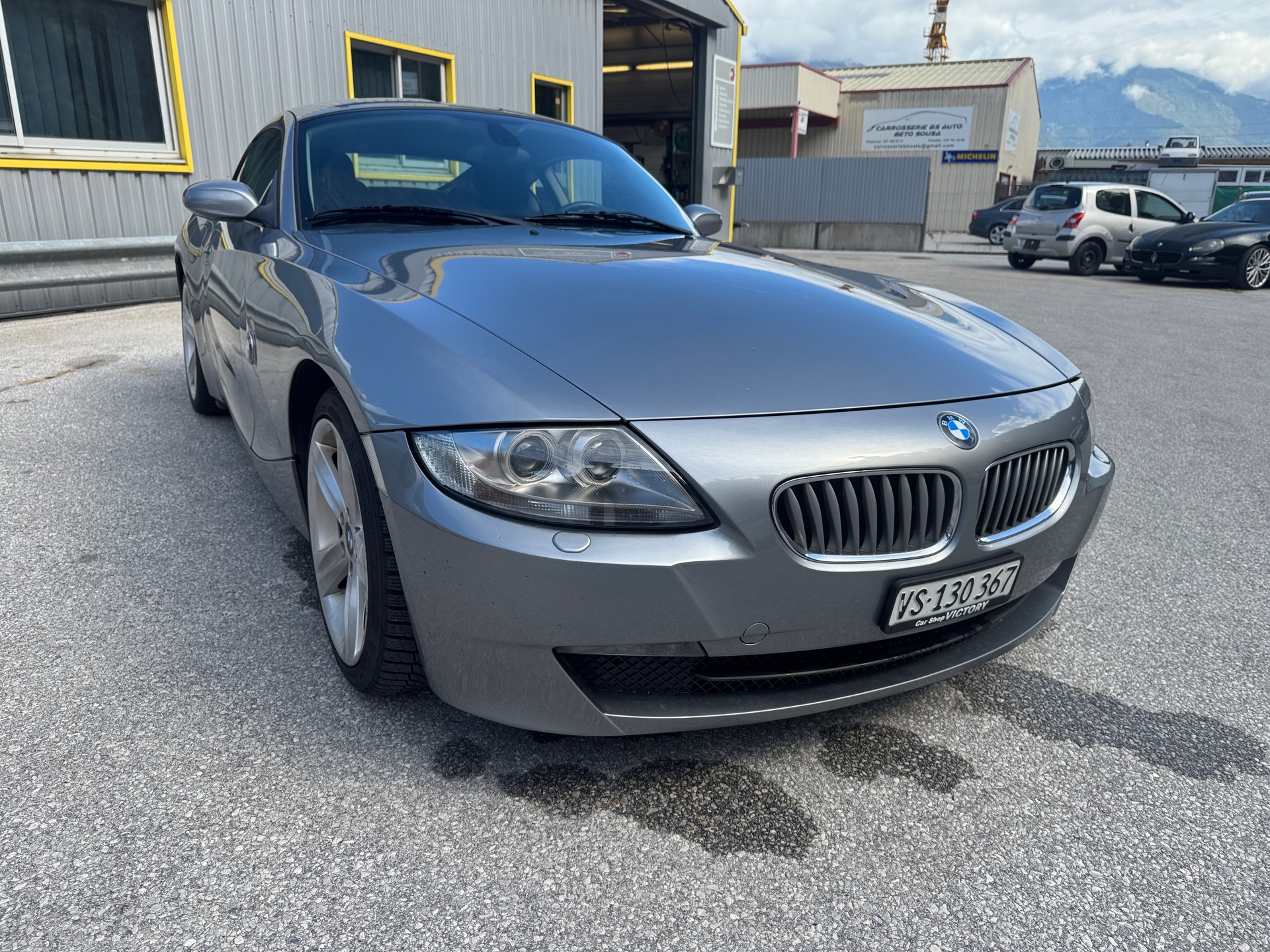 BMW Z4 3.0si Coupé-image-1