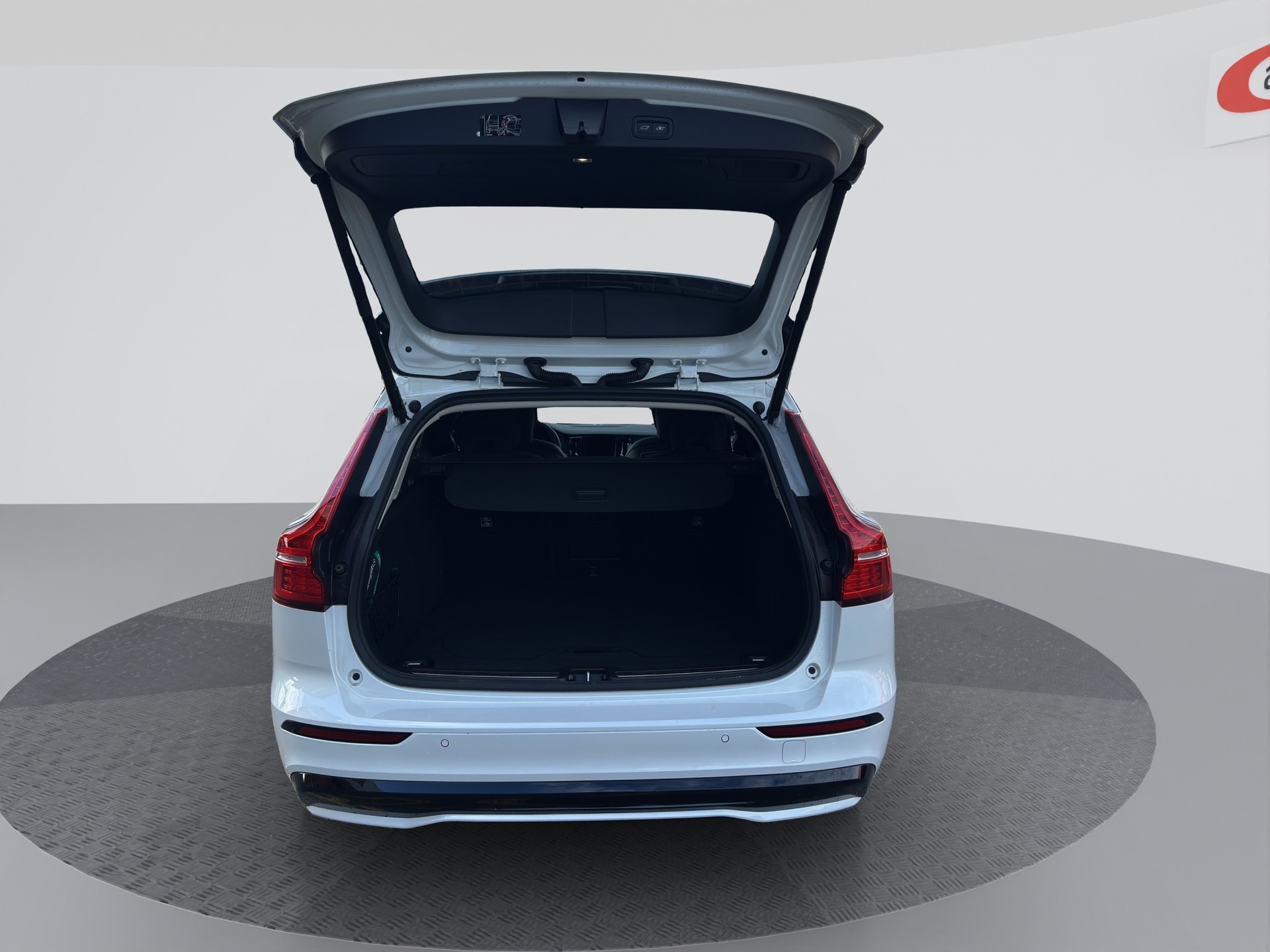 VOLVO V60 B4 Benzin Mild Hybrid Plus Dark DCT-image-13
