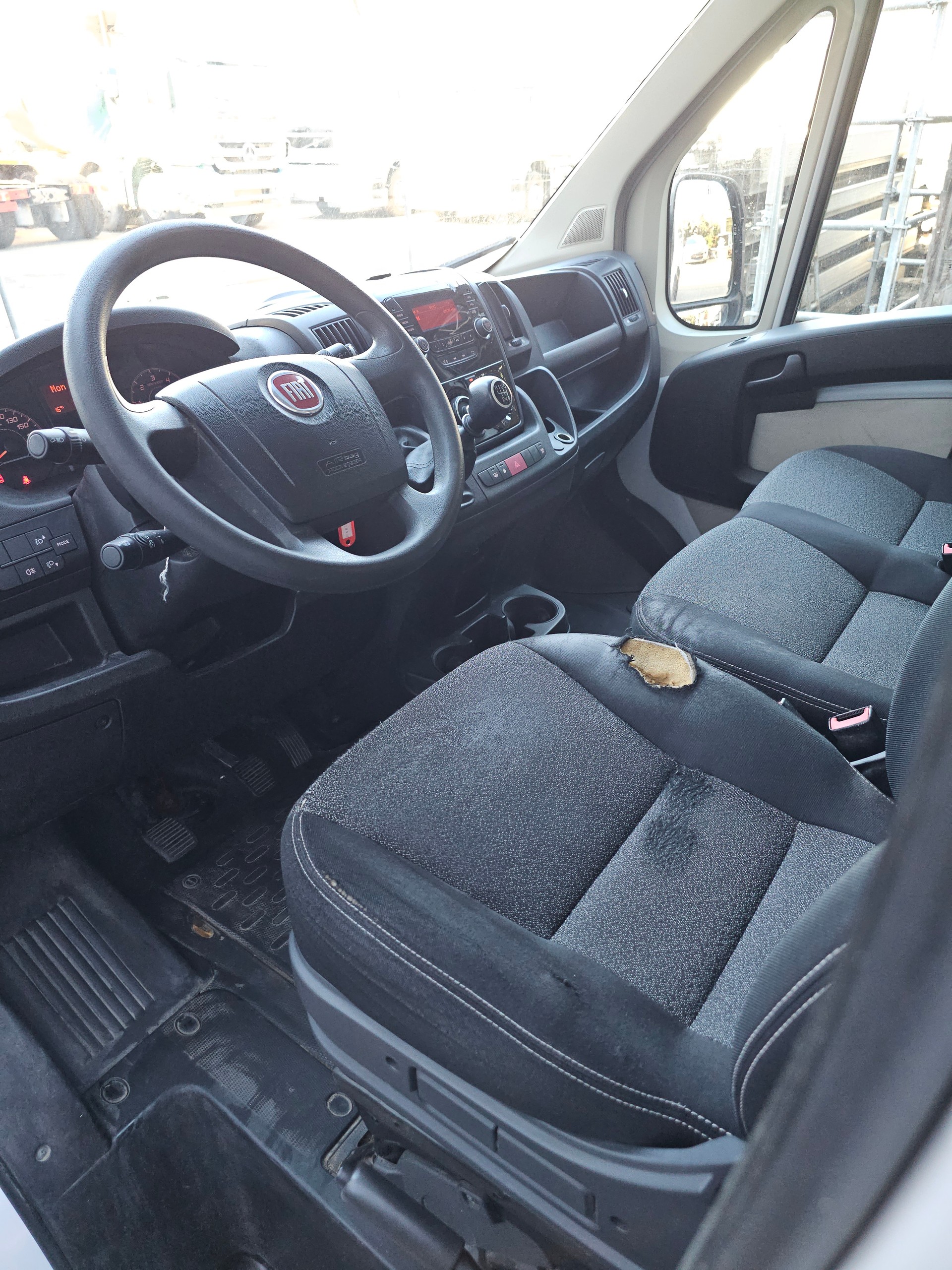 FIAT Ducato 35 2.3 MJ-image-12