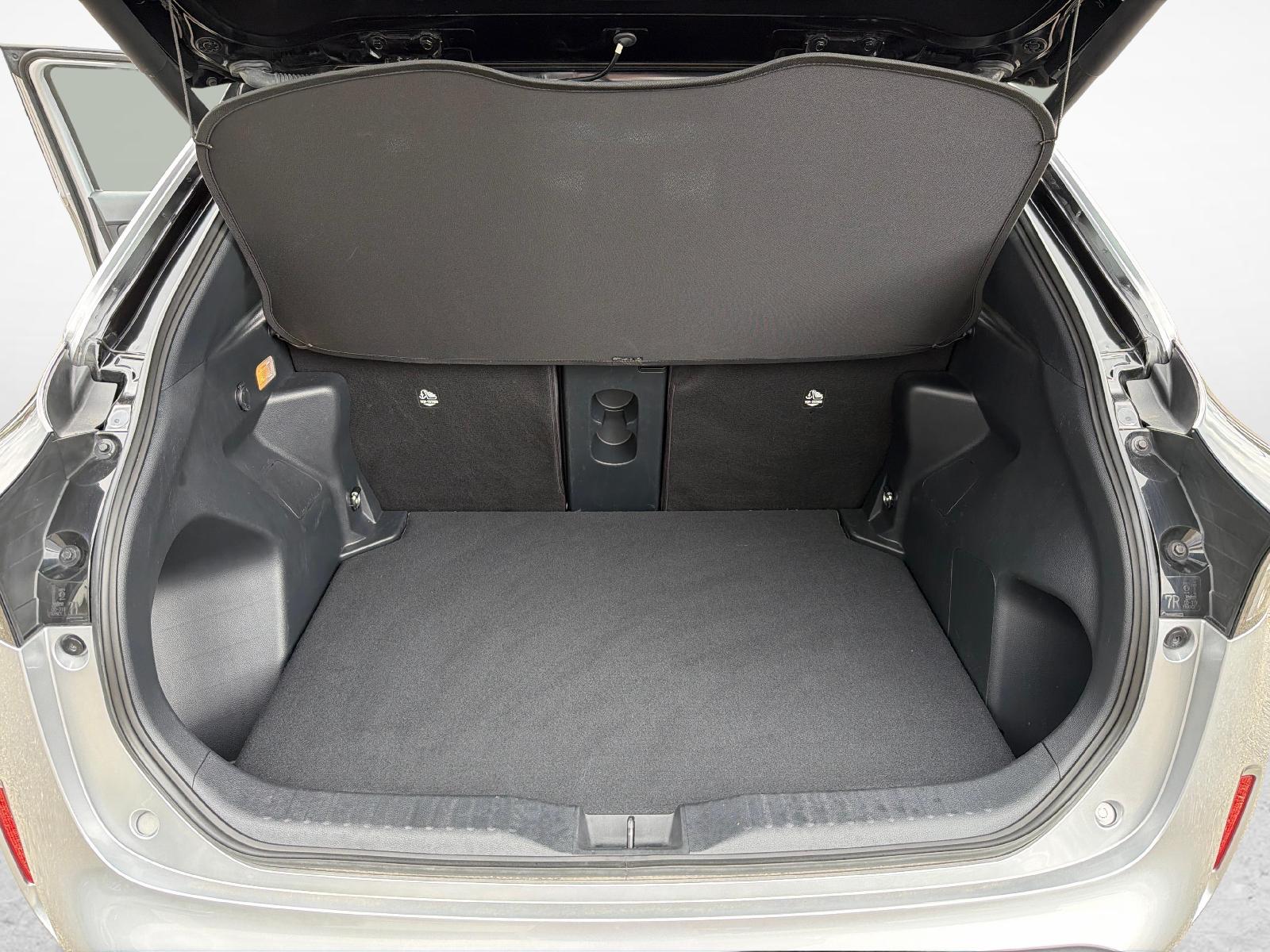 TOYOTA Yaris Cross 1.5 VVT-i HSD Adventure AWD-i-image-9