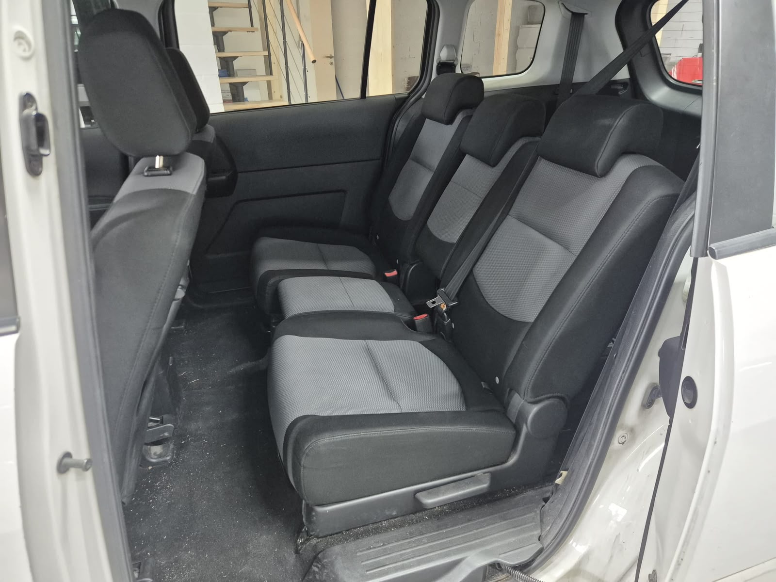 MAZDA 5 1.8 16V Confort-image-9