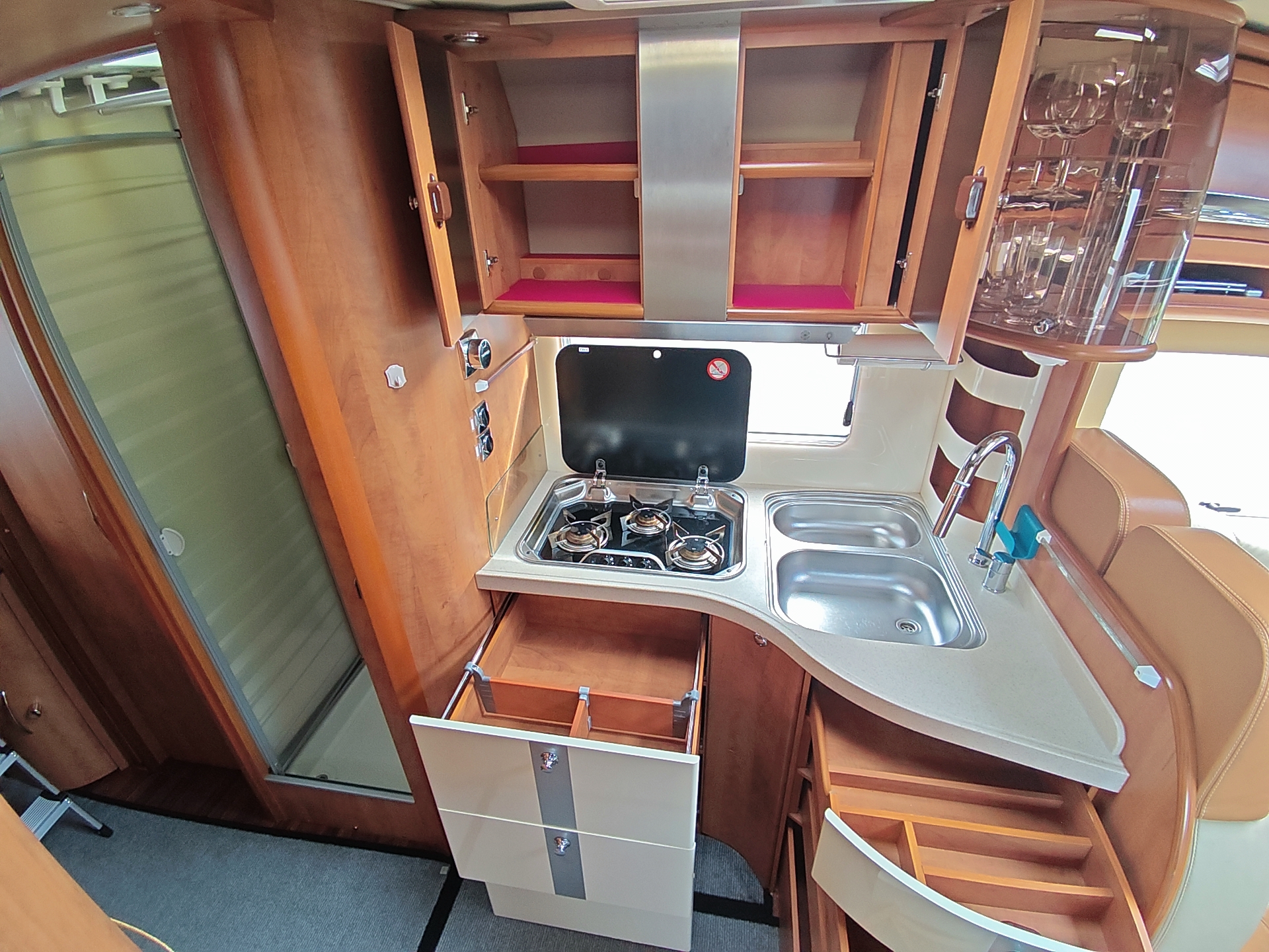 CARTHAGO Chic High-Line I59***Absolute Oberklasse der vollintegrierten Reisemobile ***-image-17