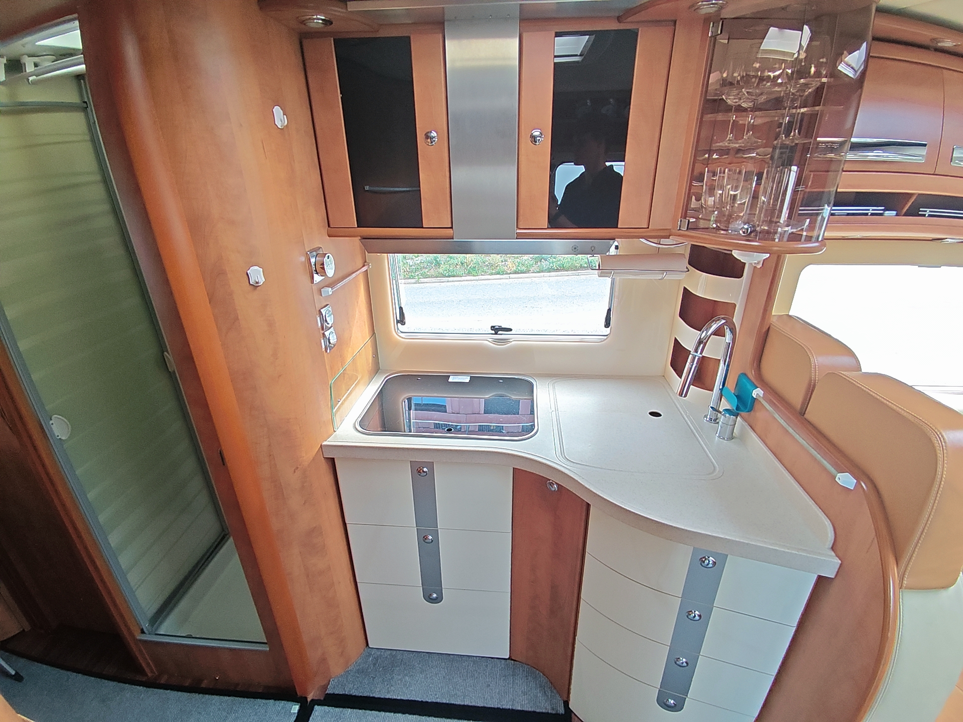 CARTHAGO Chic High-Line I59***Absolute Oberklasse der vollintegrierten Reisemobile ***-image-16