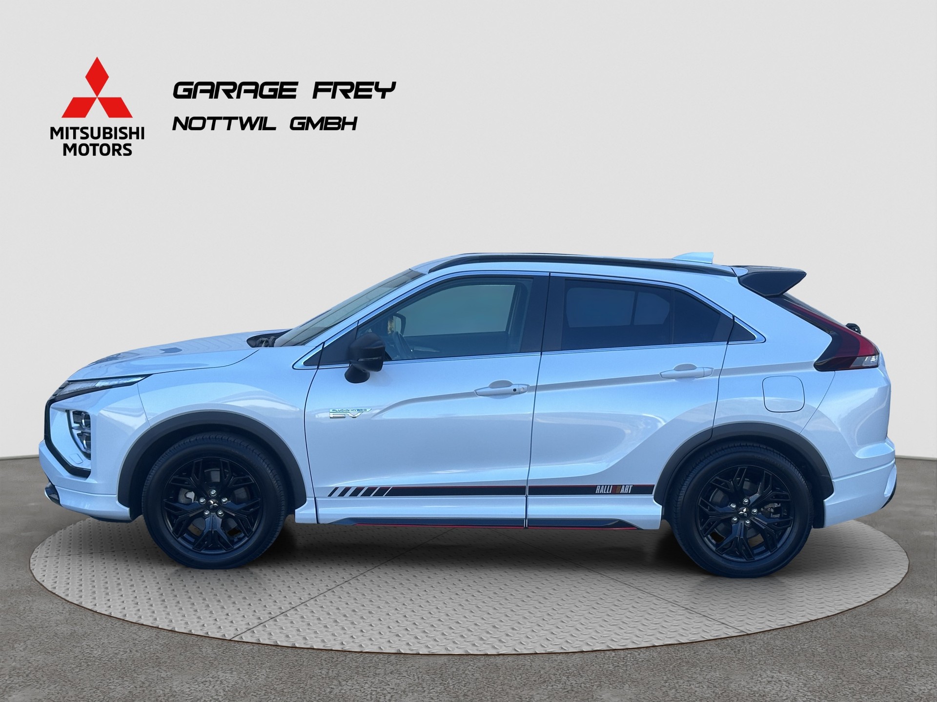 MITSUBISHI Eclipse Cross 2.4 PHEV Ralliart 4WD-image-3