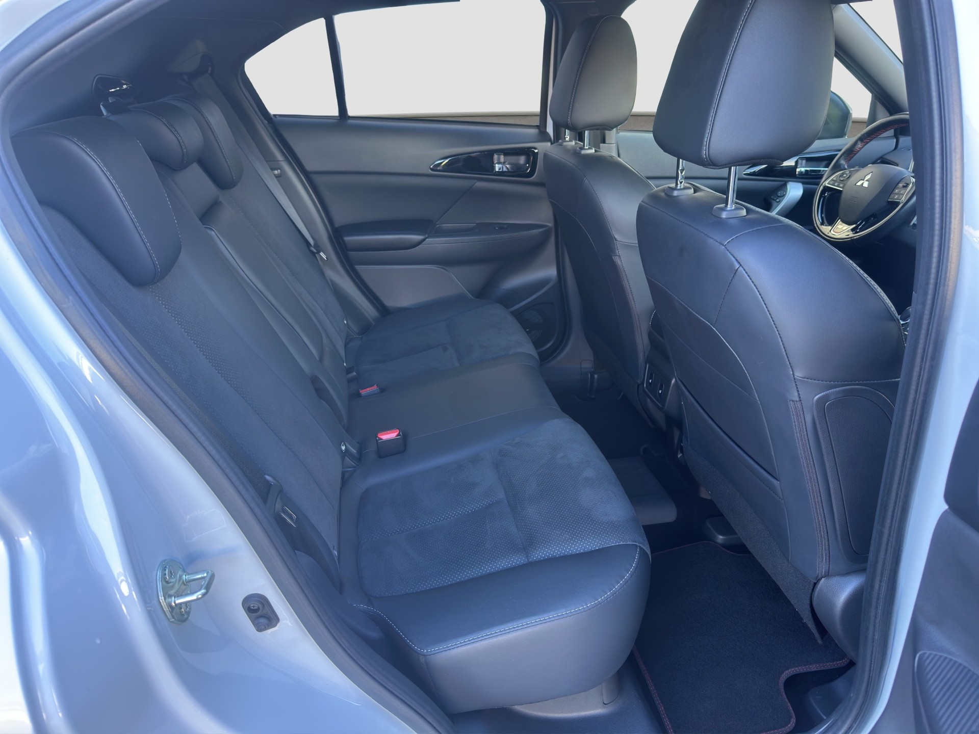 MITSUBISHI Eclipse Cross 2.4 PHEV Ralliart 4WD-image-15
